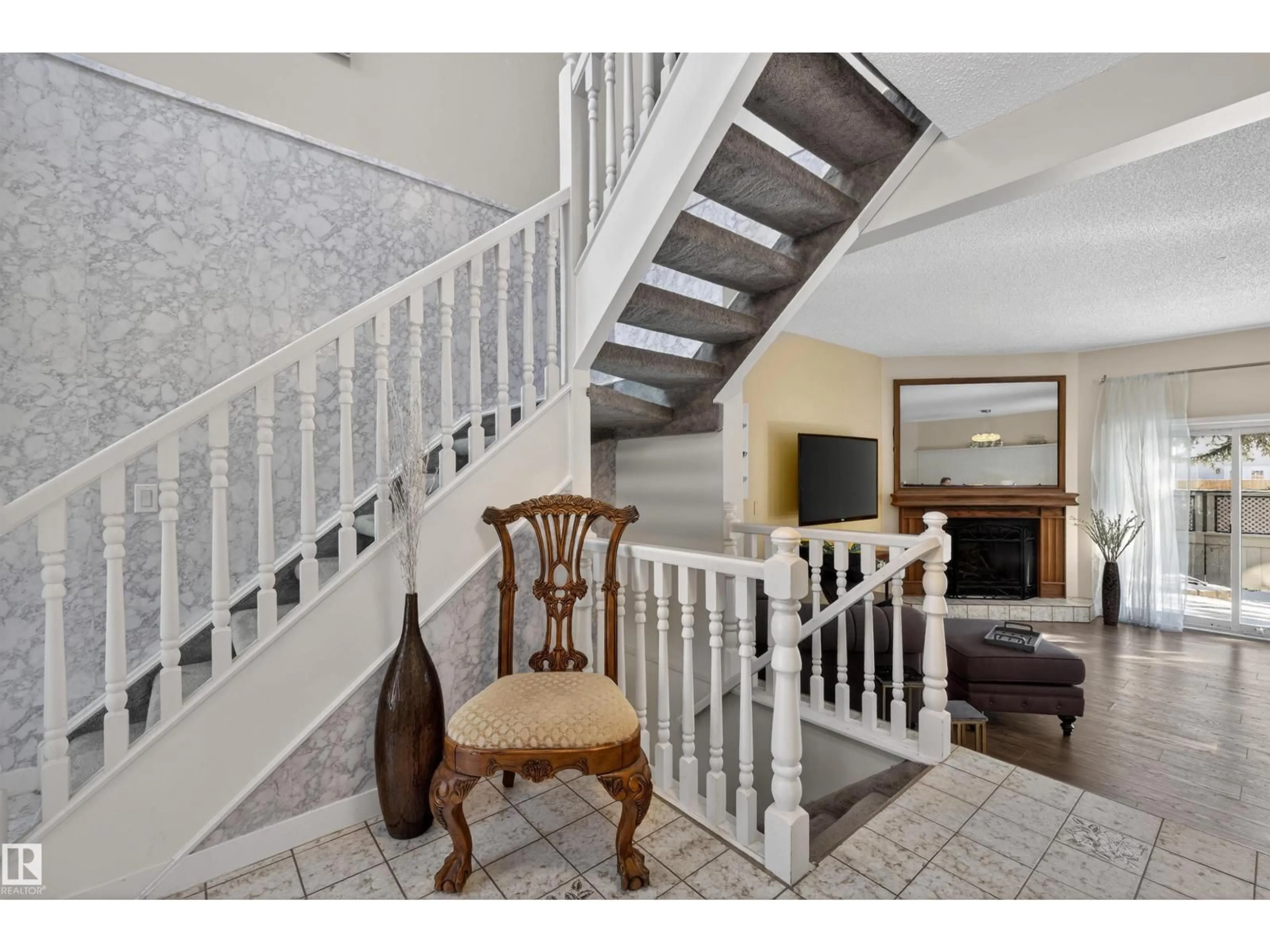 Unknown for 602 WOODBRIDGE WY, Sherwood Park Alberta T8A4E4