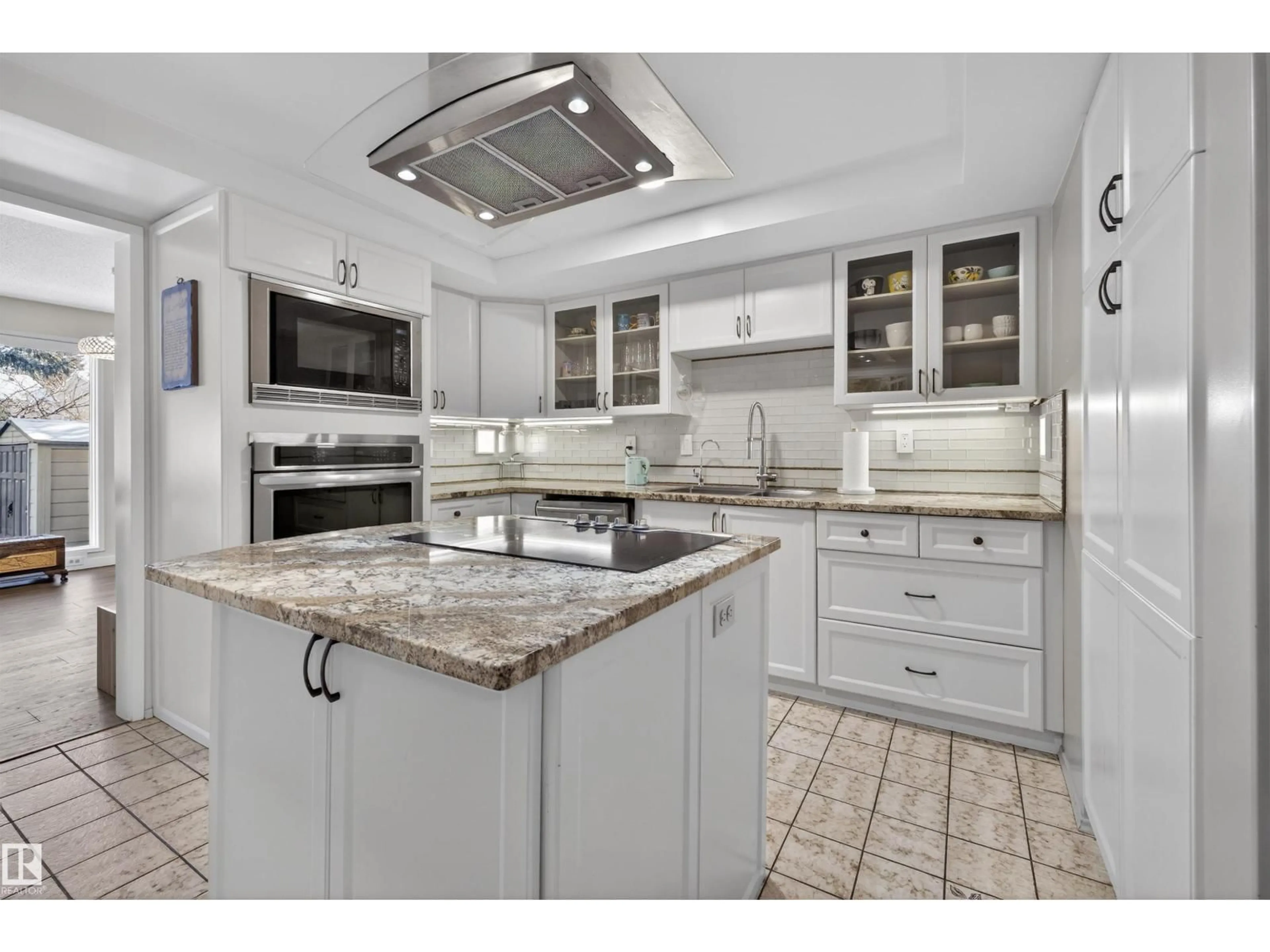 Open concept kitchen, ceramic/tile floor for 602 WOODBRIDGE WY, Sherwood Park Alberta T8A4E4