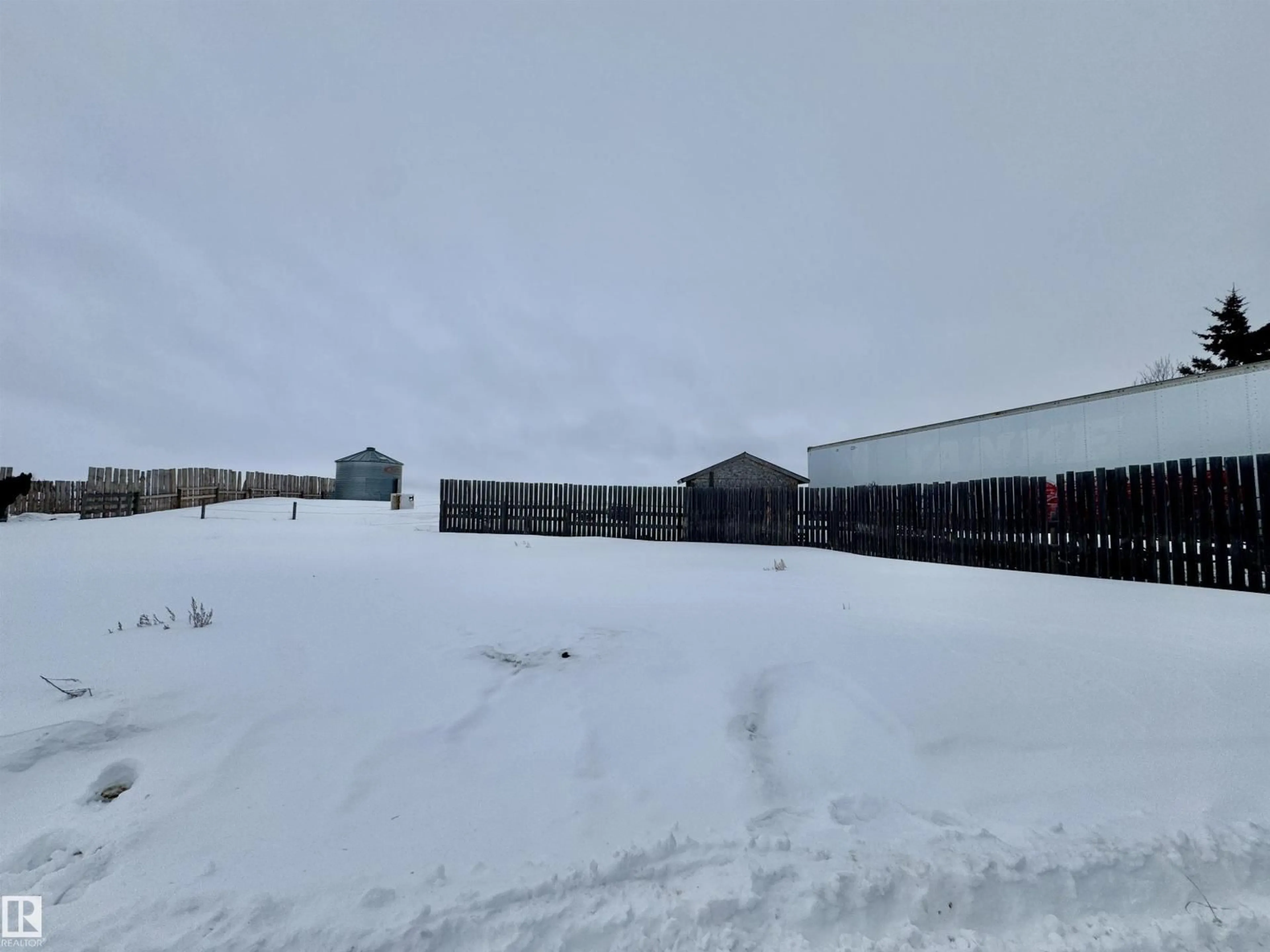 Shed for 602 - 17459 TOWNSHIP RD, Rural Smoky Lake County Alberta T0A3C0
