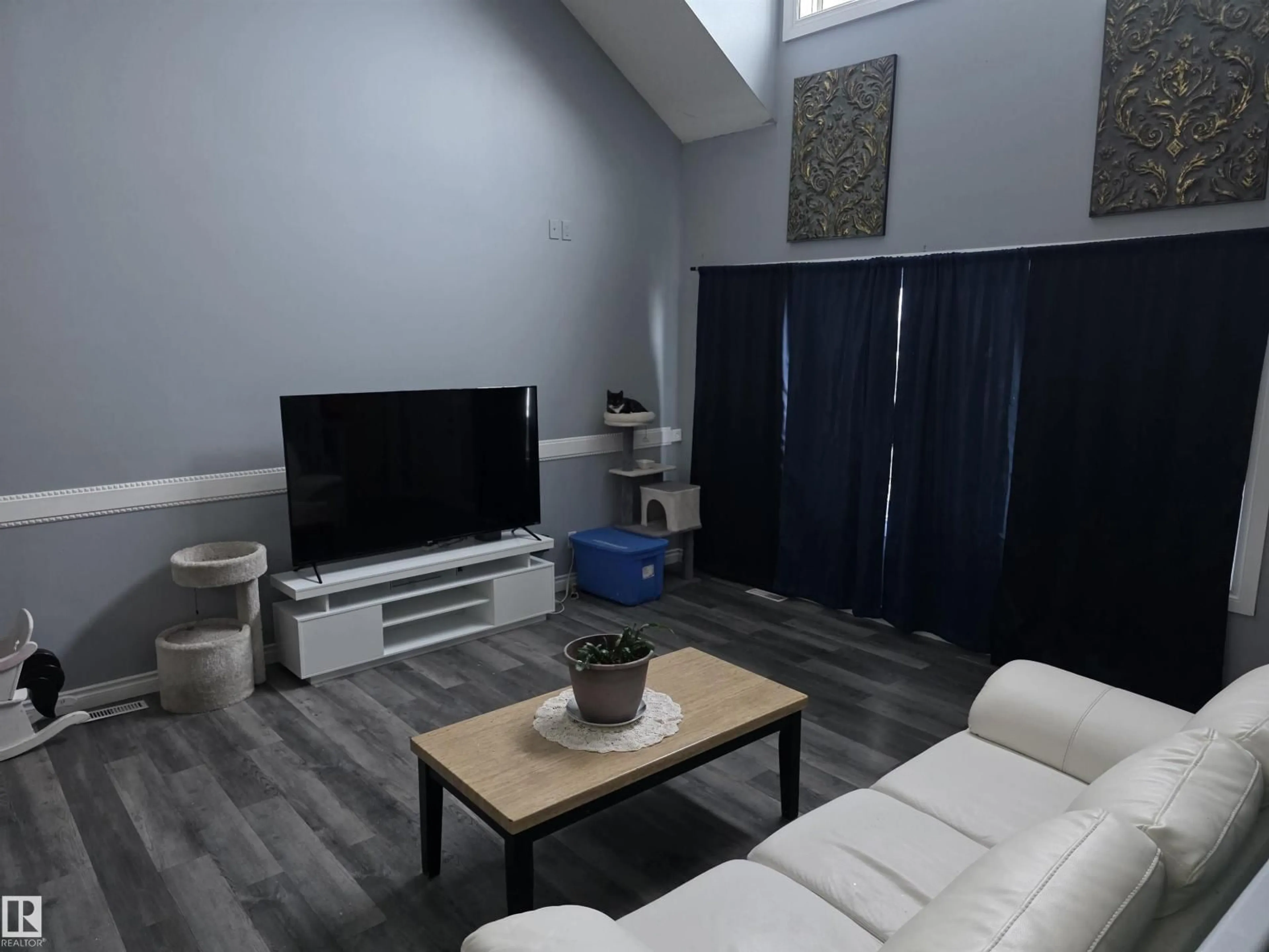 Living room with furniture, unknown for 26500 - 225 HWY 44, Rural Sturgeon County Alberta T8R0J3