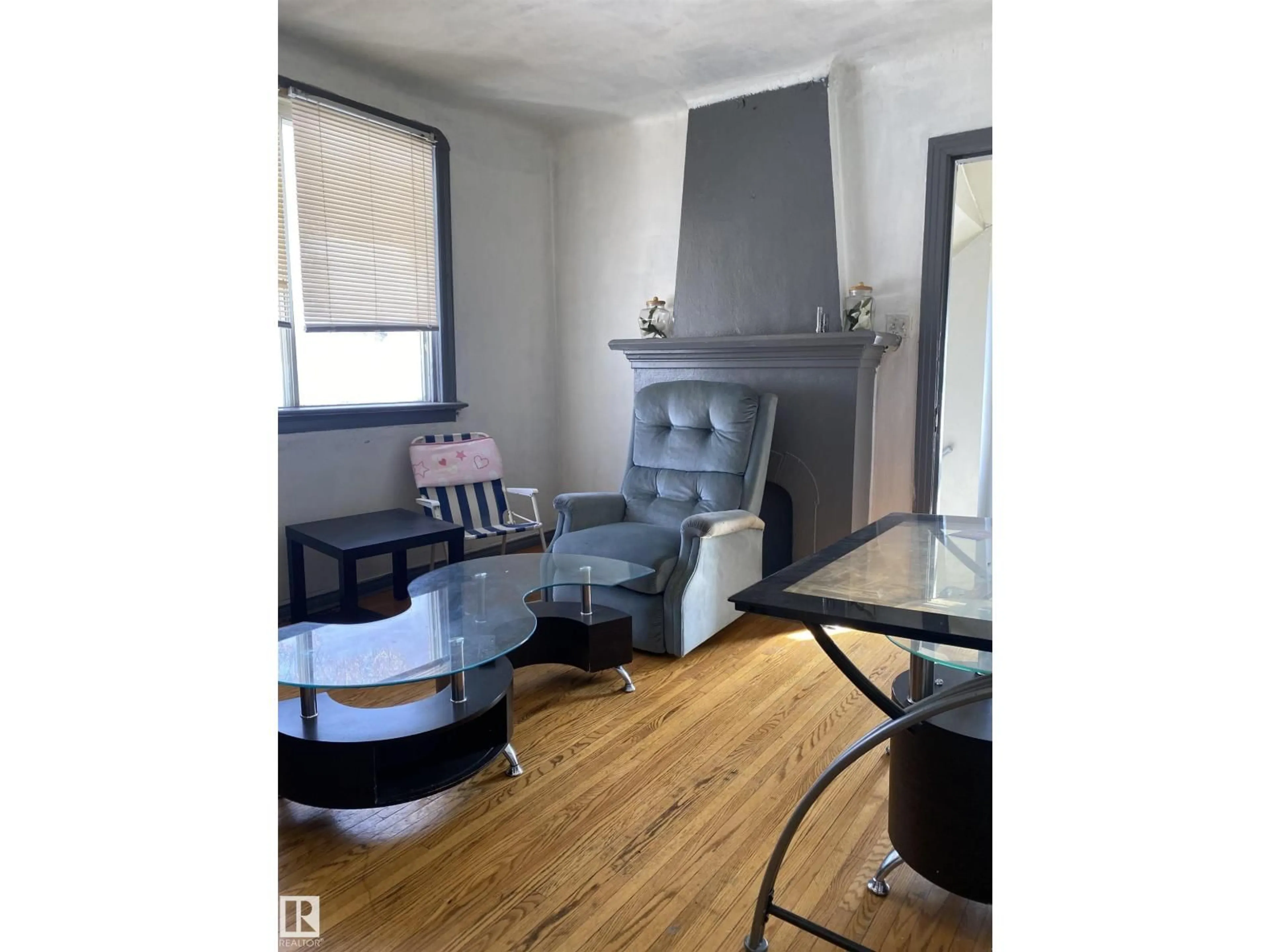 Unknown for NW - 11320 89 ST, Edmonton Alberta T5B3T6