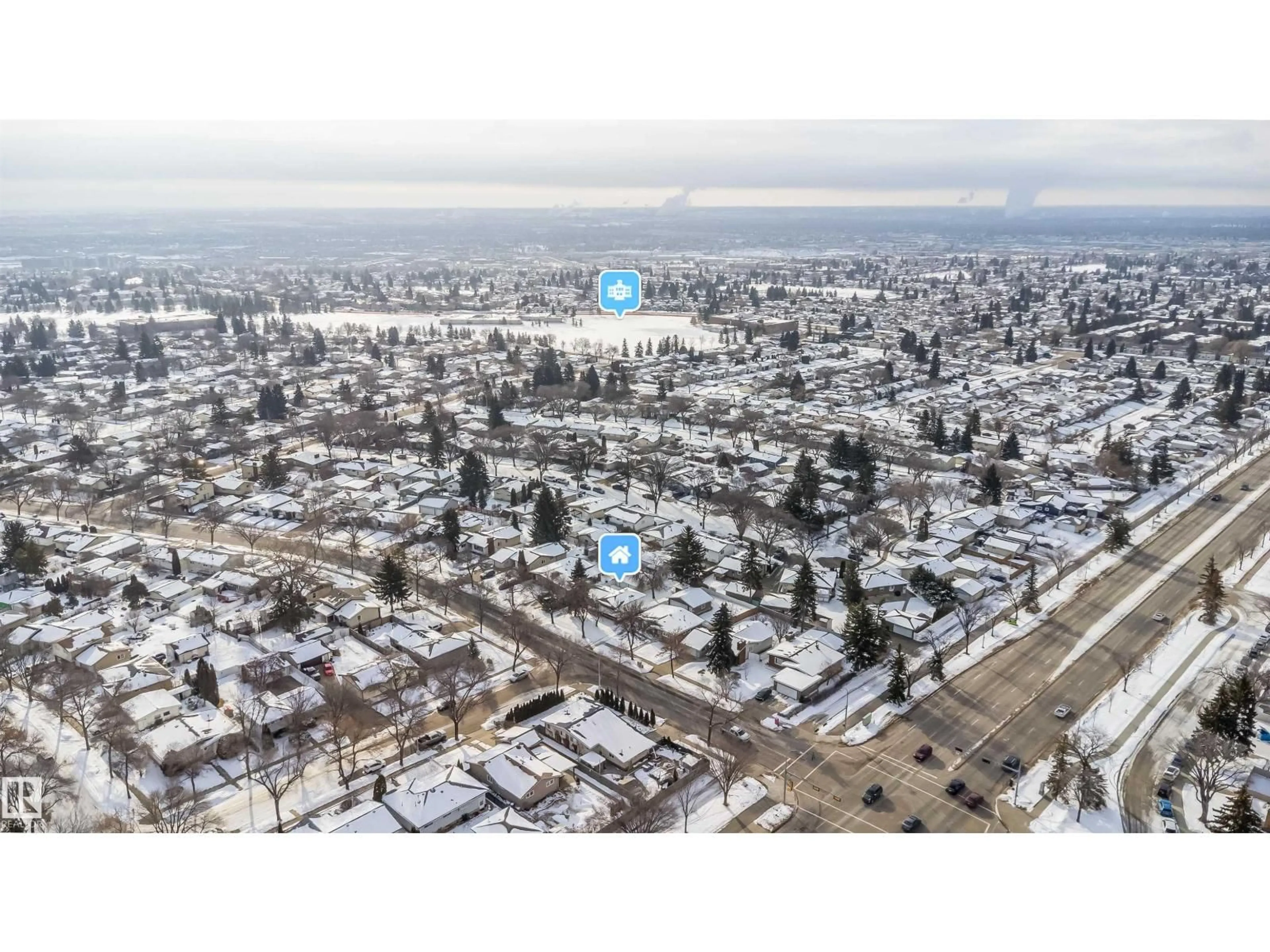 A pic from outside/outdoor area/front of a property/back of a property/a pic from drone, street for NW - 6411 149 AV, Edmonton Alberta T5A1W1