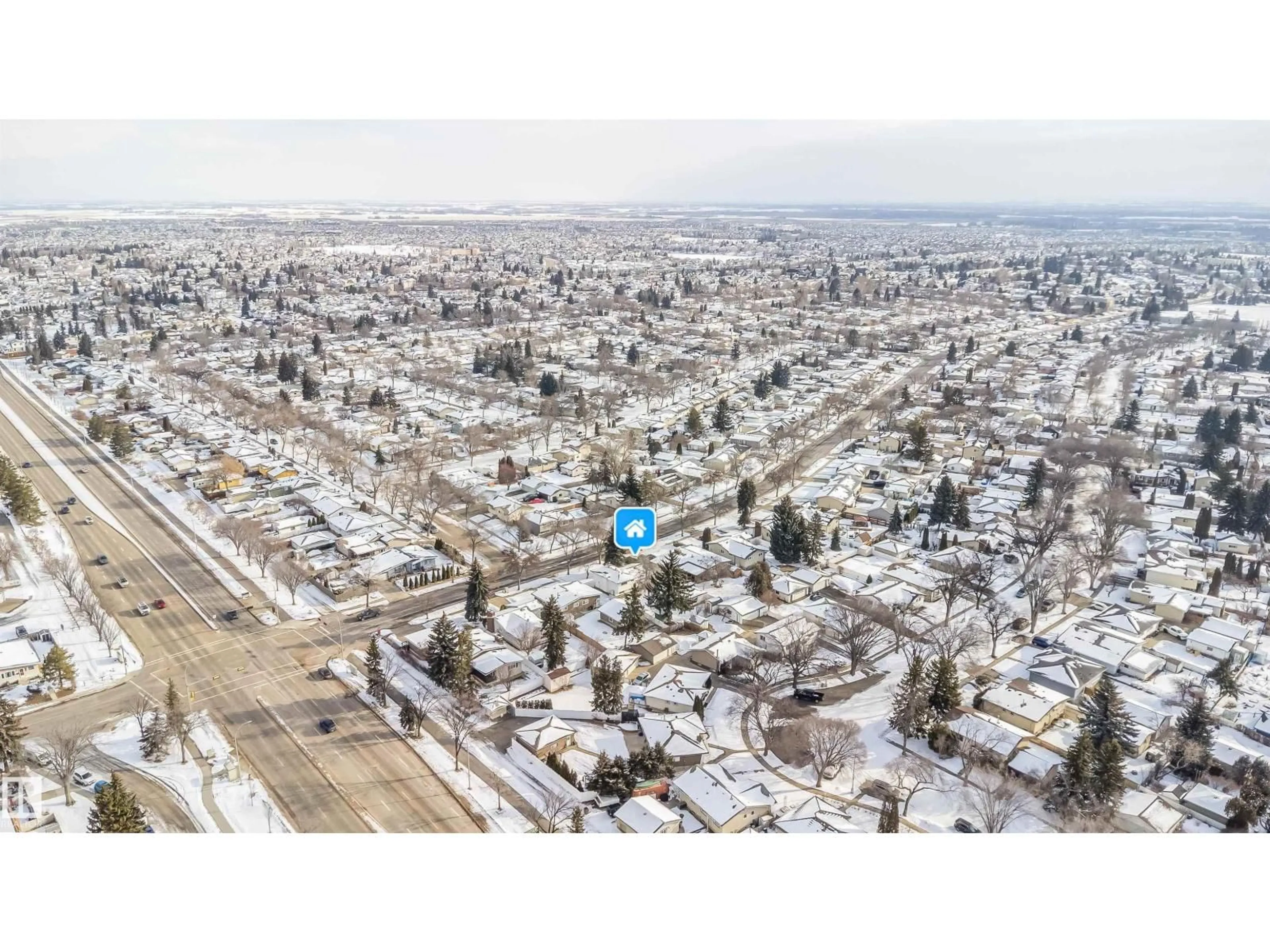 A pic from outside/outdoor area/front of a property/back of a property/a pic from drone, unknown for NW - 6411 149 AV, Edmonton Alberta T5A1W1