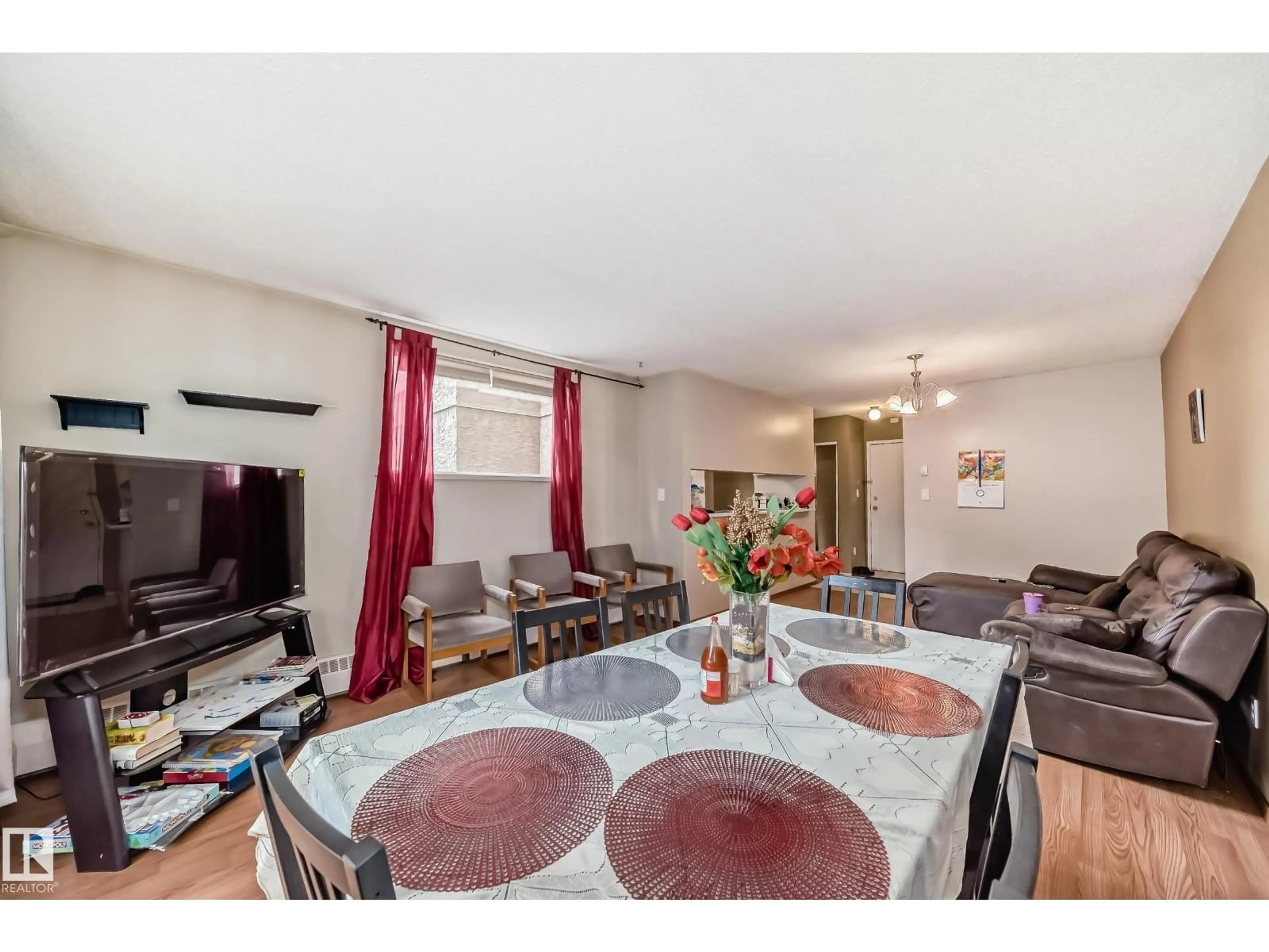 Unknown for #101 - 17467 98A AV, Edmonton Alberta T5T6E9