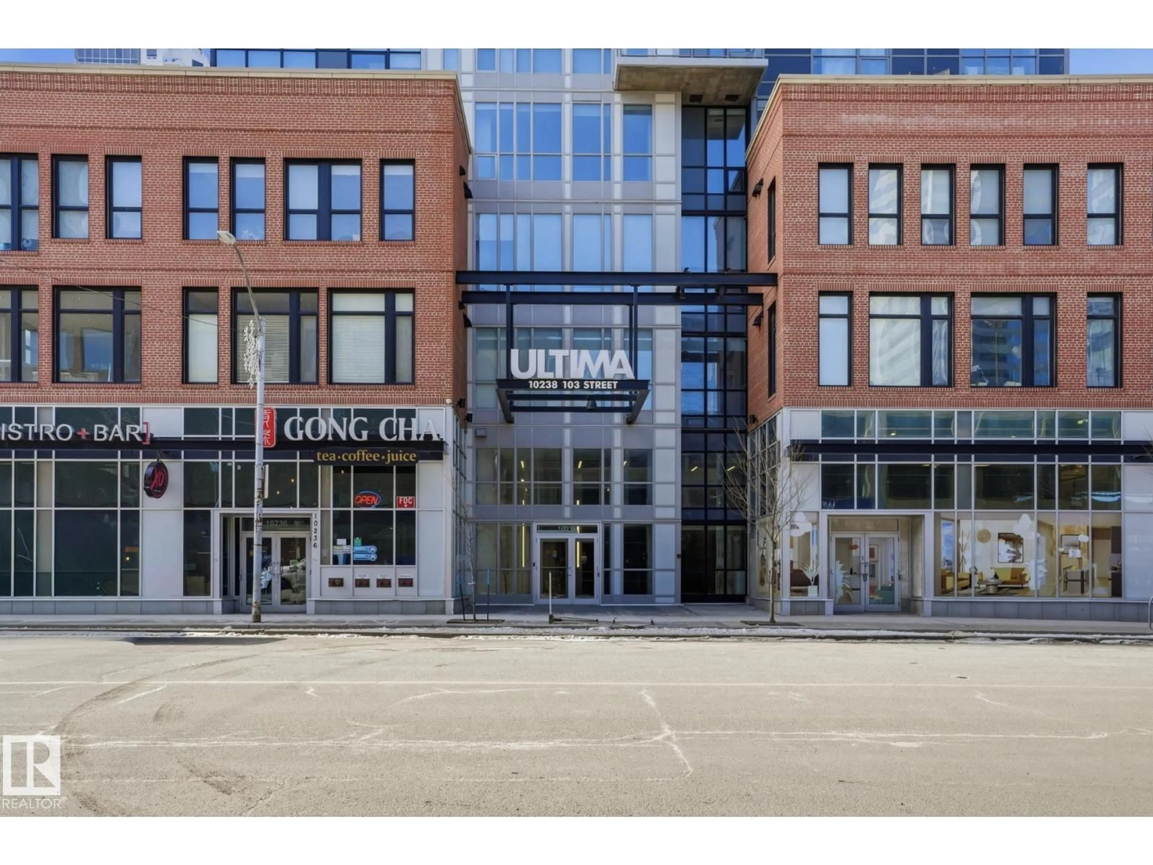 Indoor foyer for #801 - 10238 103 ST, Edmonton Alberta T5J0G6