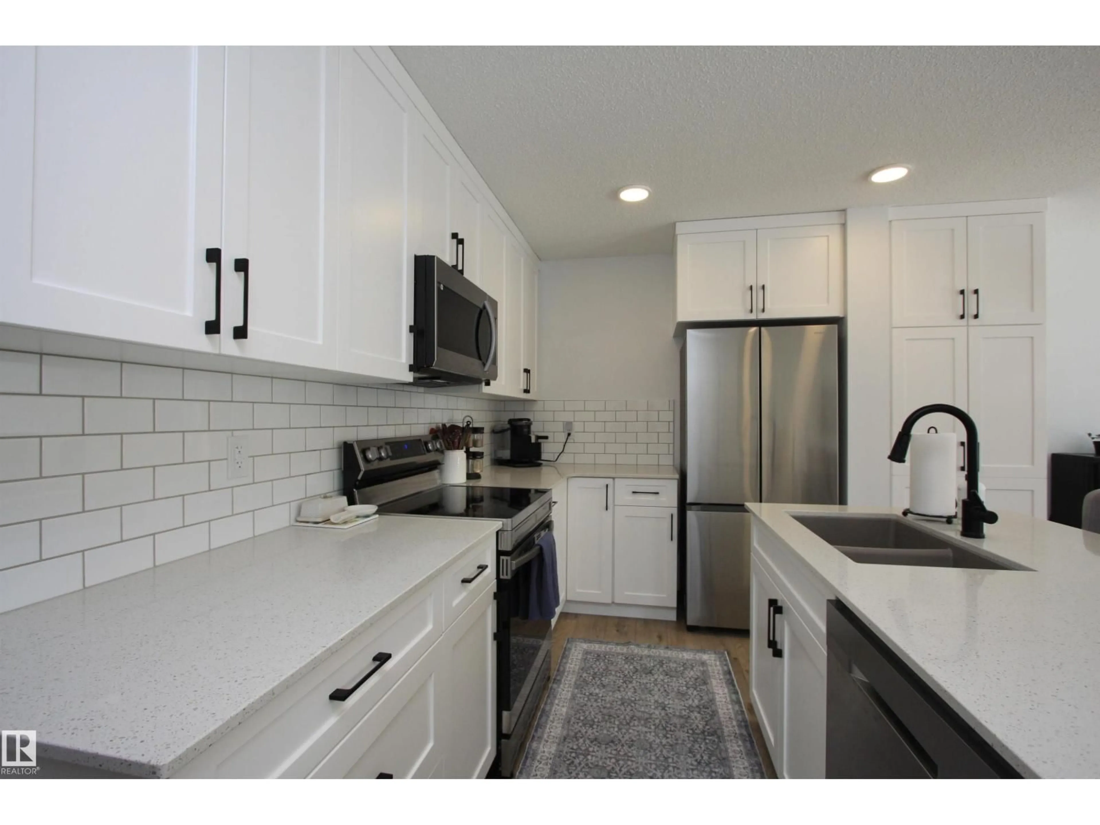 Standard kitchen, ceramic/tile floor for #5 - 13119 209 ST, Edmonton Alberta T5S0R4