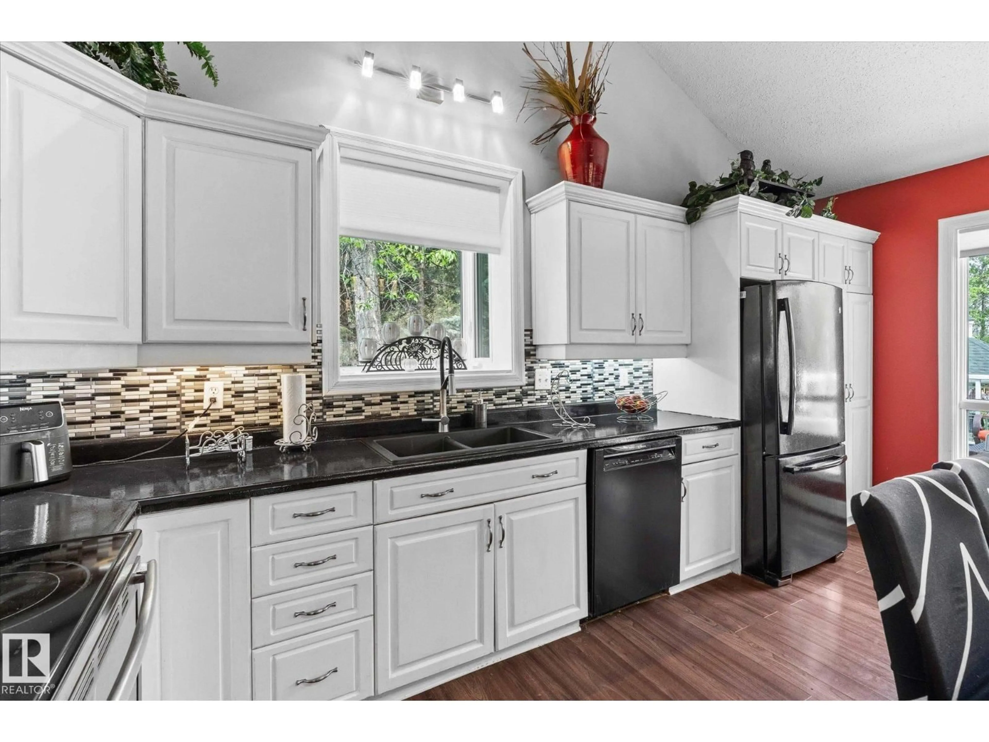 Open concept kitchen, ceramic/tile floor for 4418 HWY 633, Rural Lac Ste. Anne County Alberta T0E0L0