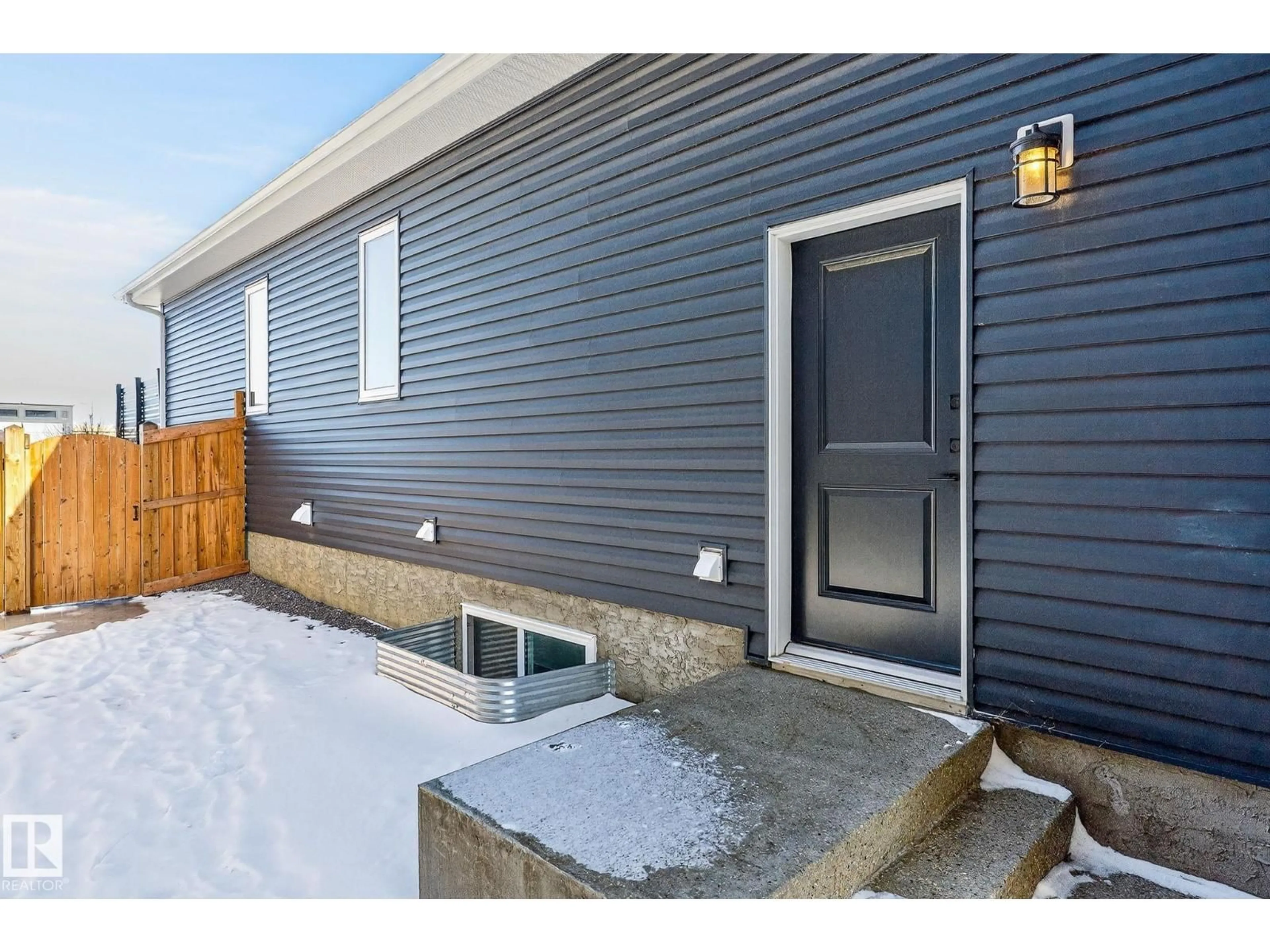 Unknown for 45 EVERMORE CR, St. Albert Alberta T8N7W9