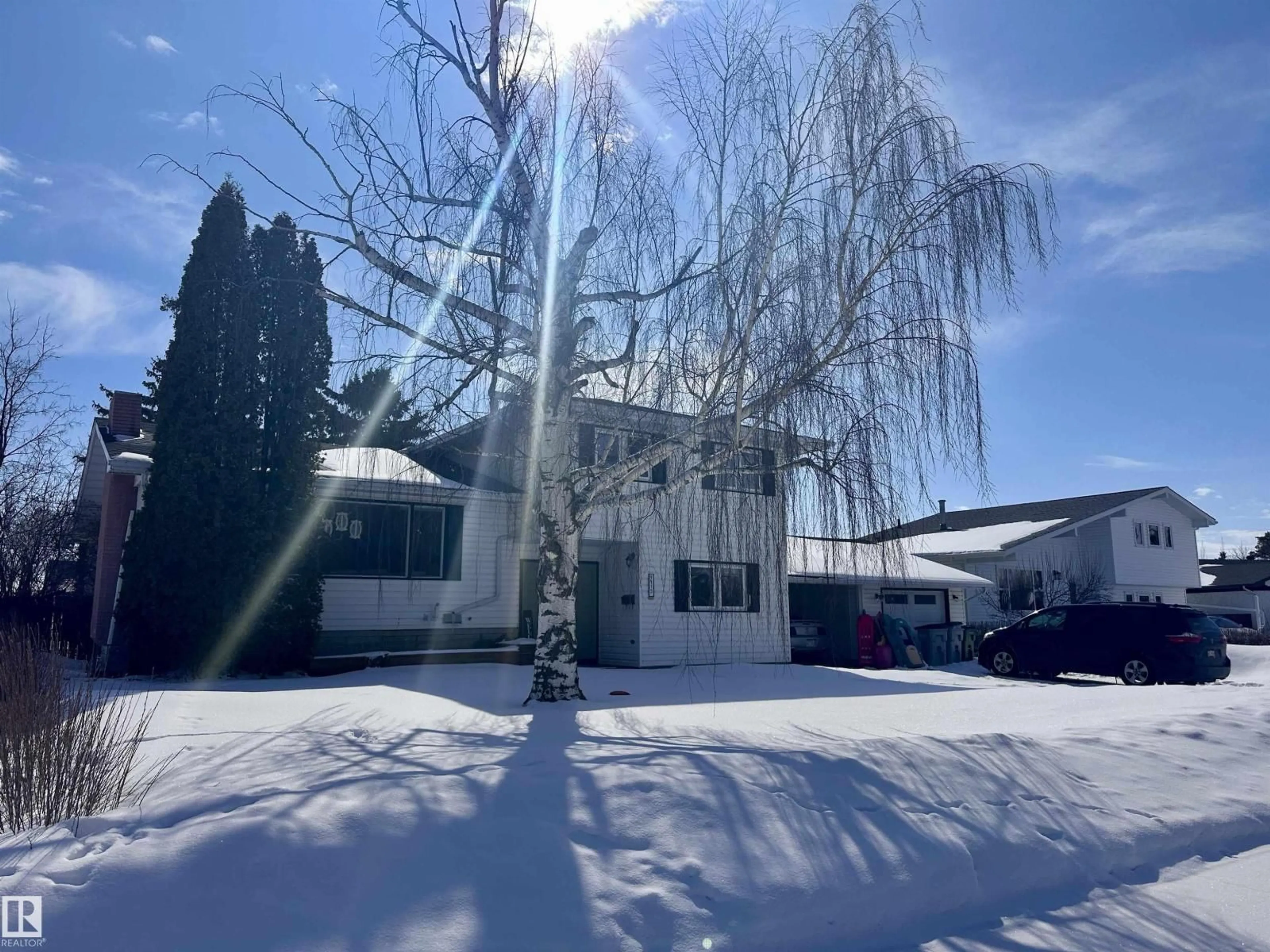 A pic from outside/outdoor area/front of a property/back of a property/a pic from drone, building for 9915 95 ST, Westlock Alberta T7P2B4