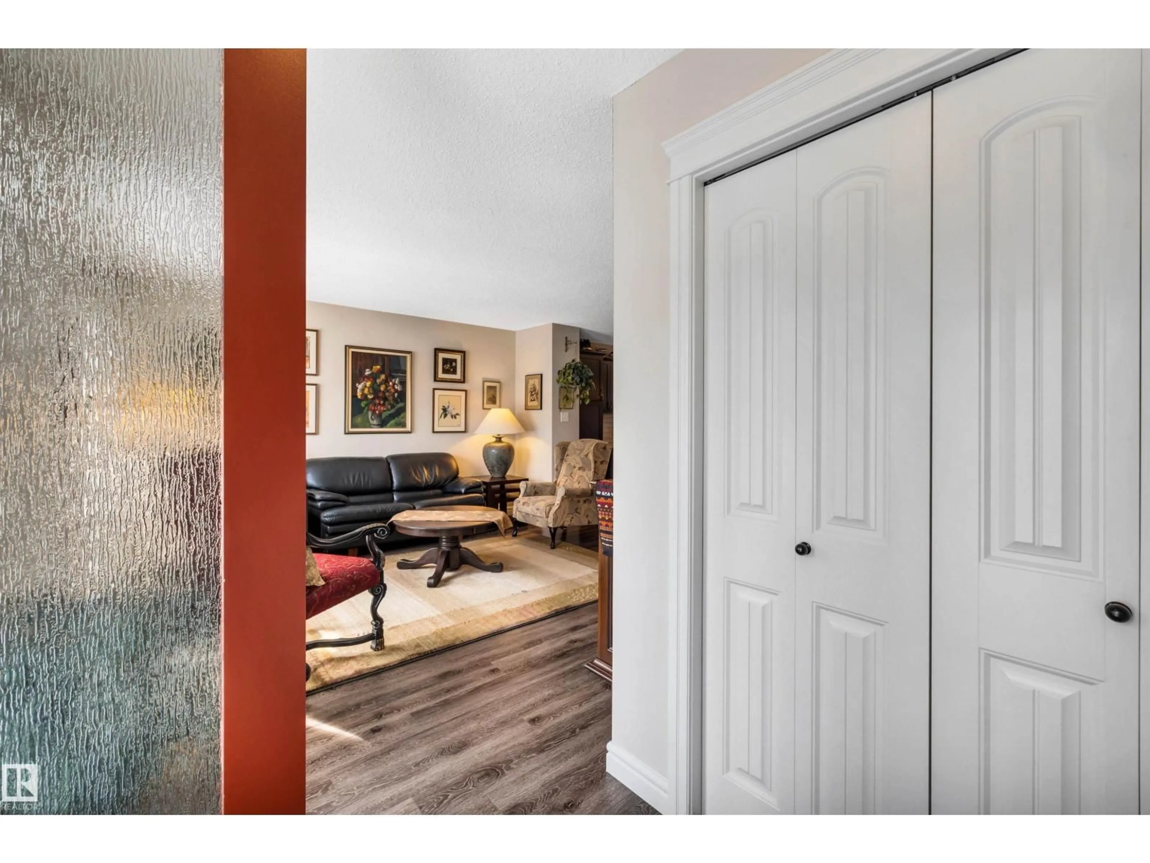 Indoor entryway for SW - 3056 KESWICK WY, Edmonton Alberta T6W2R2