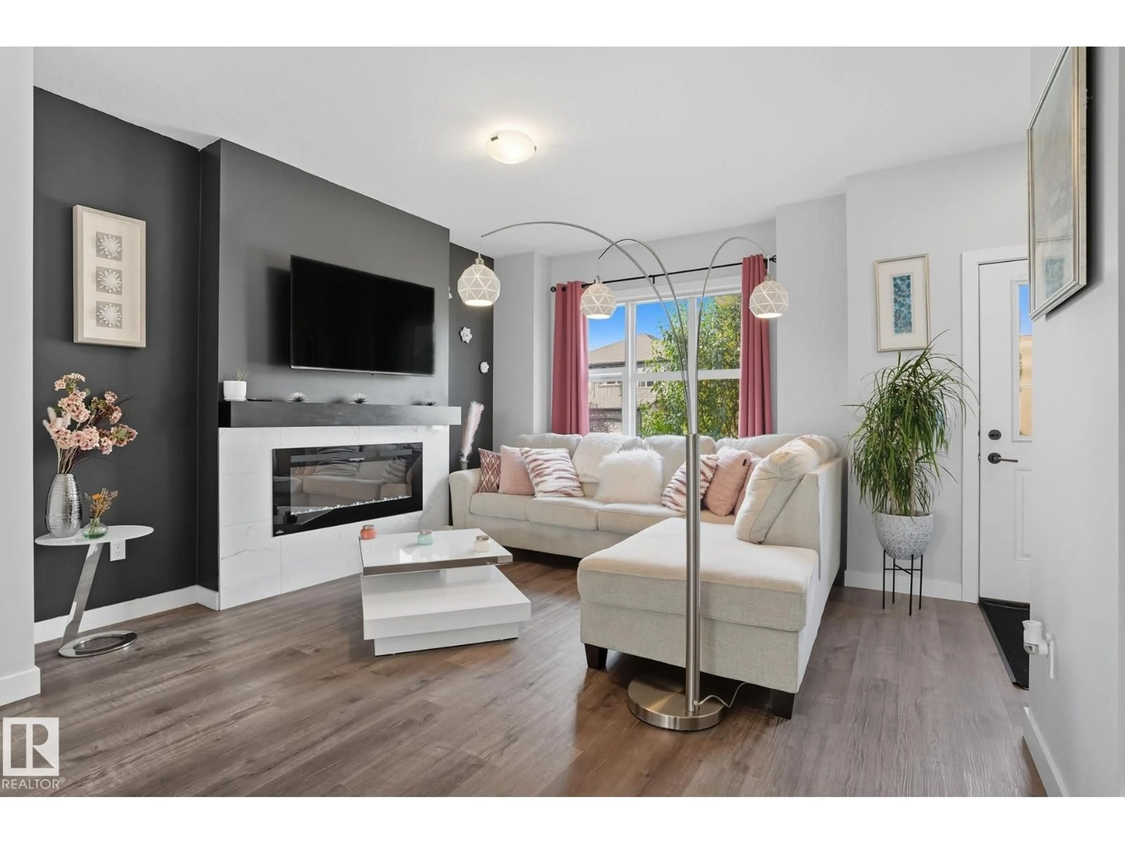 Living room with furniture, wood/laminate floor for 78 GARNEAU GA, Spruce Grove Alberta T7X0Z7