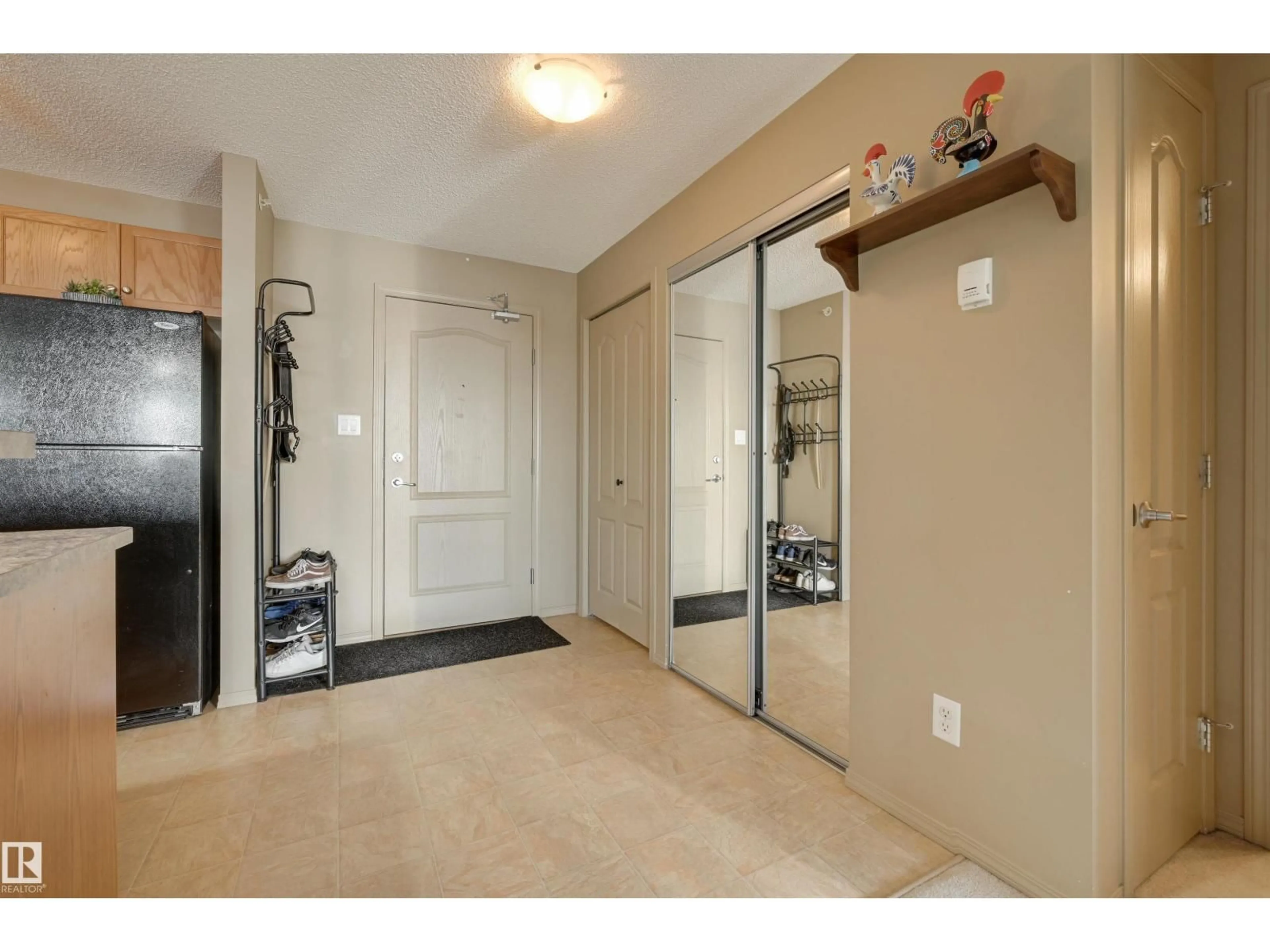 Indoor entryway for #424 - 5951 165 AV, Edmonton Alberta T5Y0J6