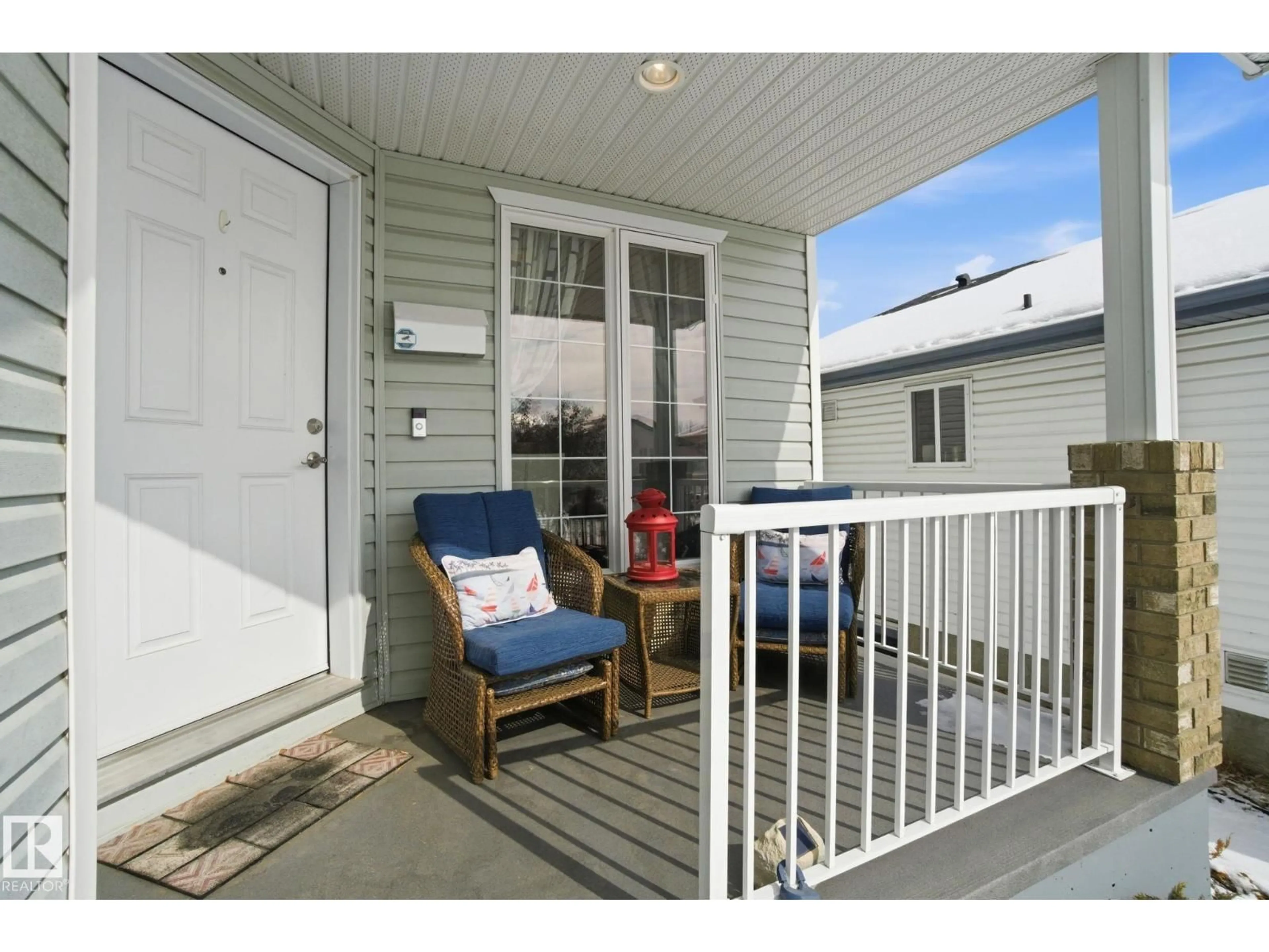 Patio, street for 21 BELFRY FAIRWAY CR, Stony Plain Alberta T7Z2M8