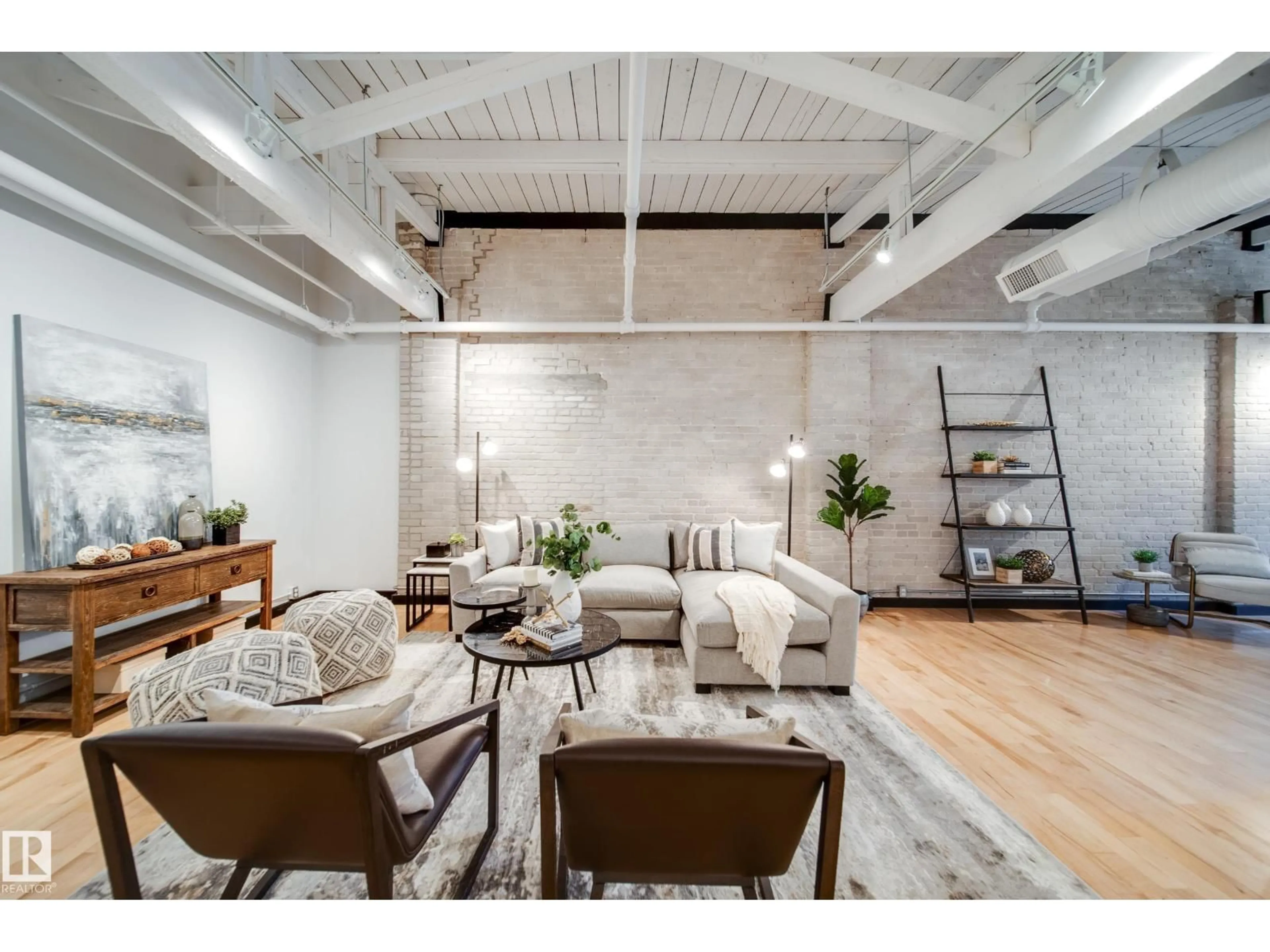 Living room with furniture, unknown for 501 - 10169 104 ST, Edmonton Alberta T5J1A5