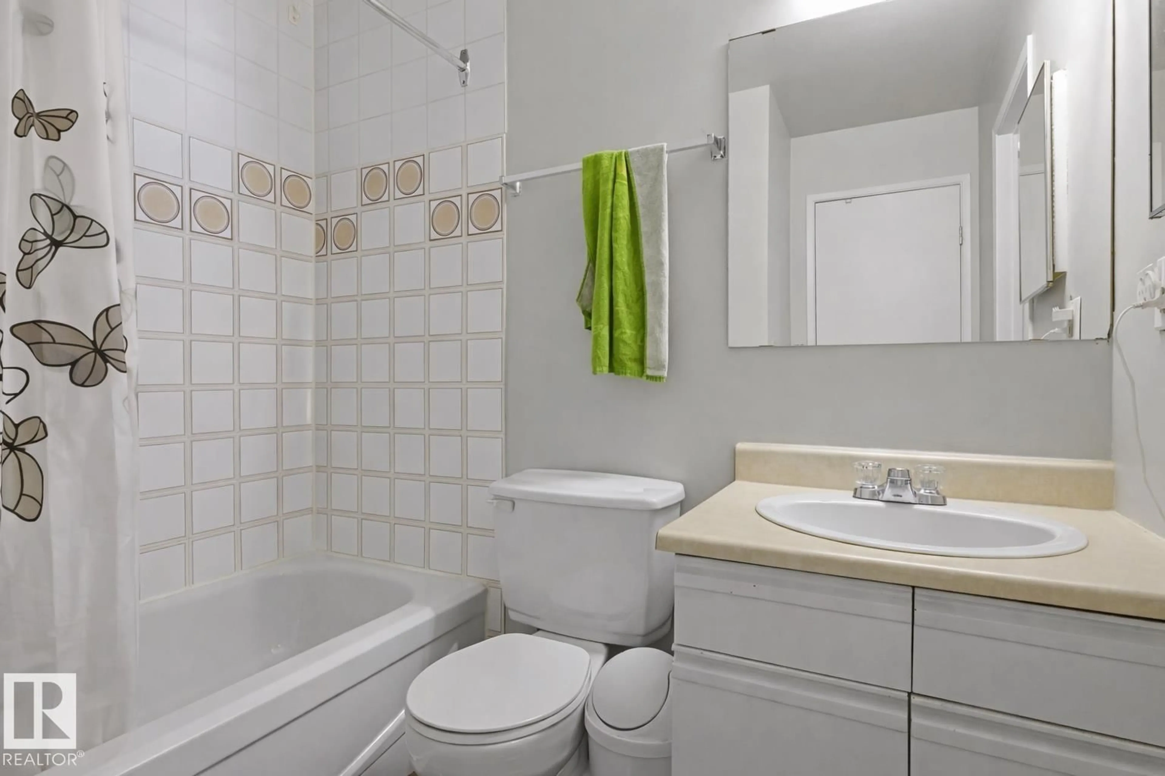 Standard bathroom, ceramic/tile floor for #302 - 6204 180 ST, Edmonton Alberta T5T3J9