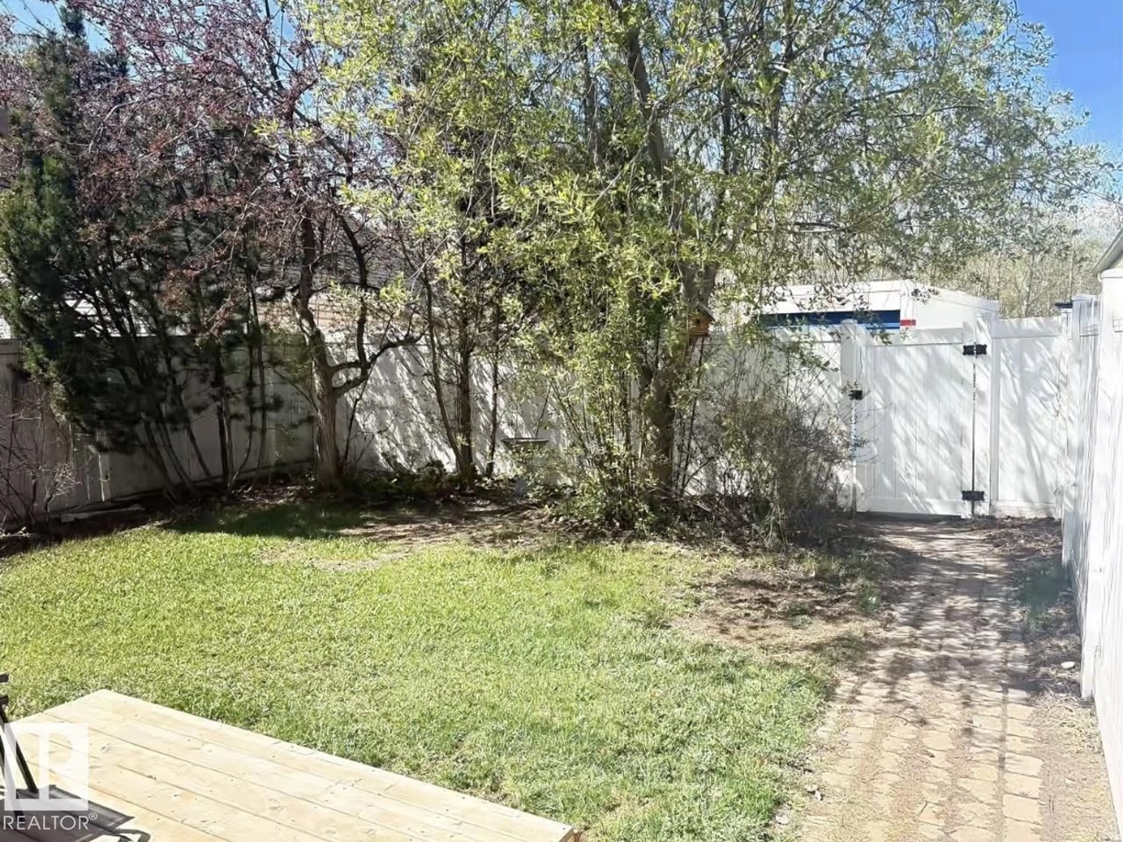 A pic from outside/outdoor area/front of a property/back of a property/a pic from drone, street for NW - 1712 TURVEY BN, Edmonton Alberta T6R2W7
