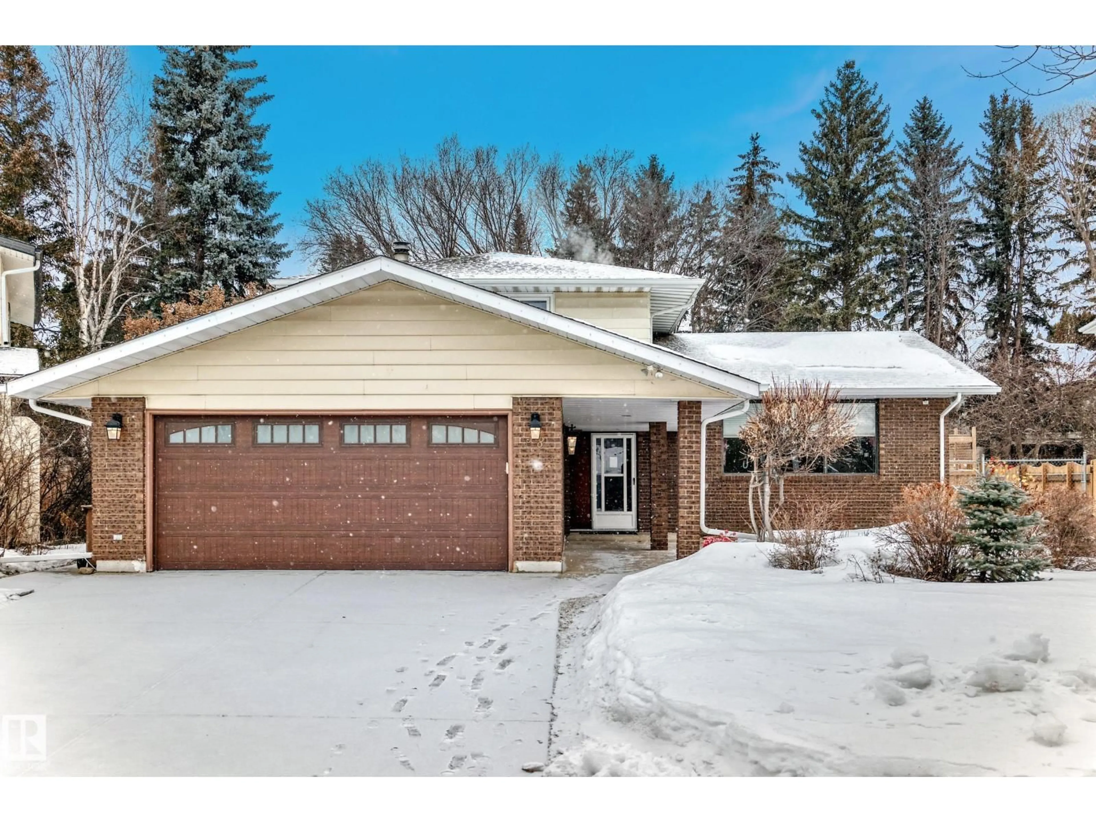 Home with brick exterior material, street for 38 LANCASTER CR, St. Albert Alberta T8N2N8