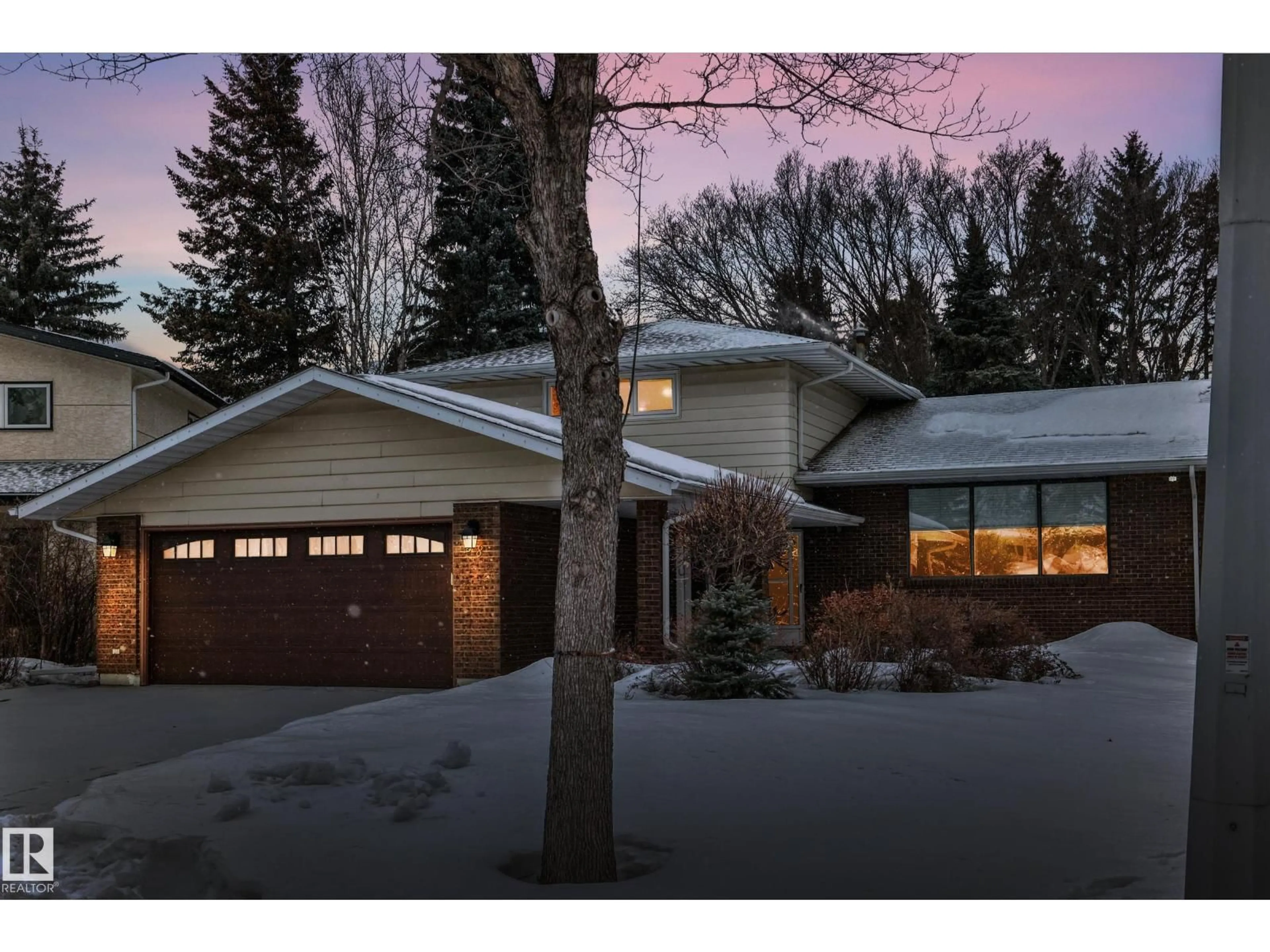 Home with brick exterior material, street for 38 LANCASTER CR, St. Albert Alberta T8N2N8