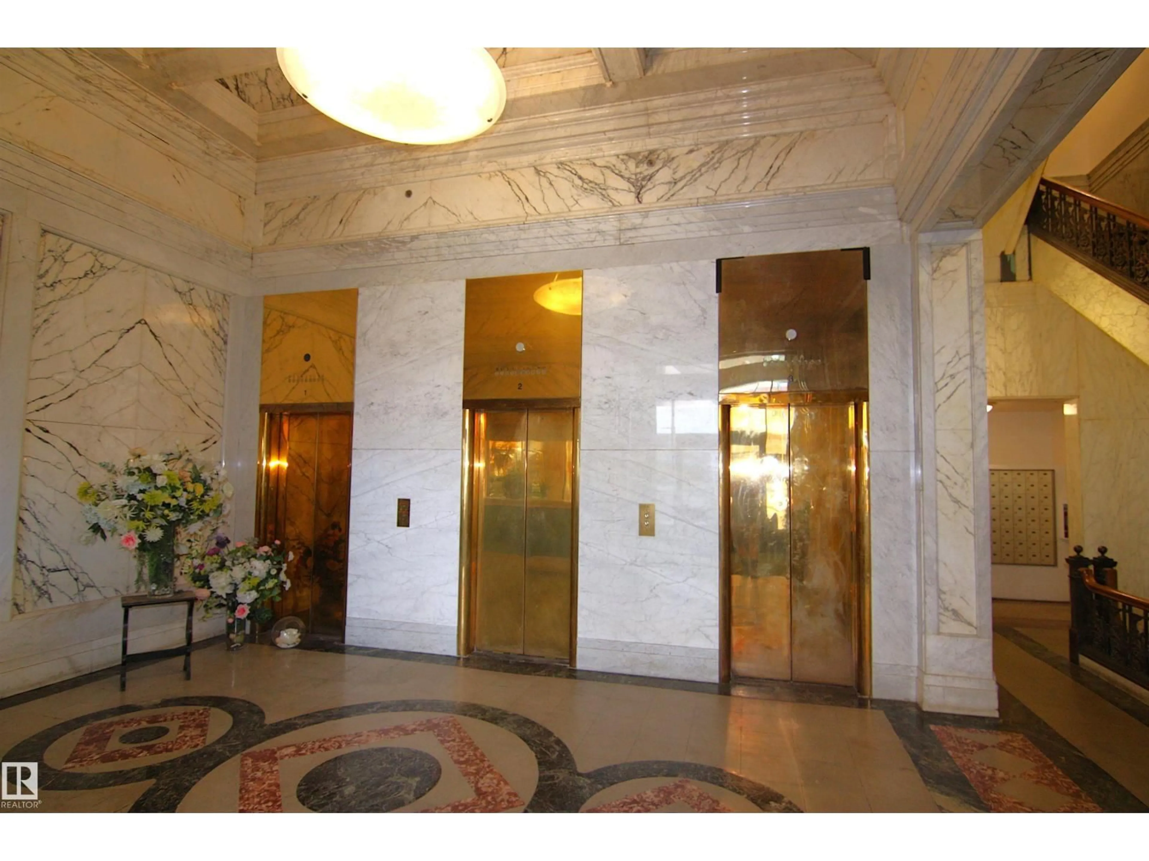 Lobby for 10134 - 311 100 ST, Edmonton Alberta T5J0N8