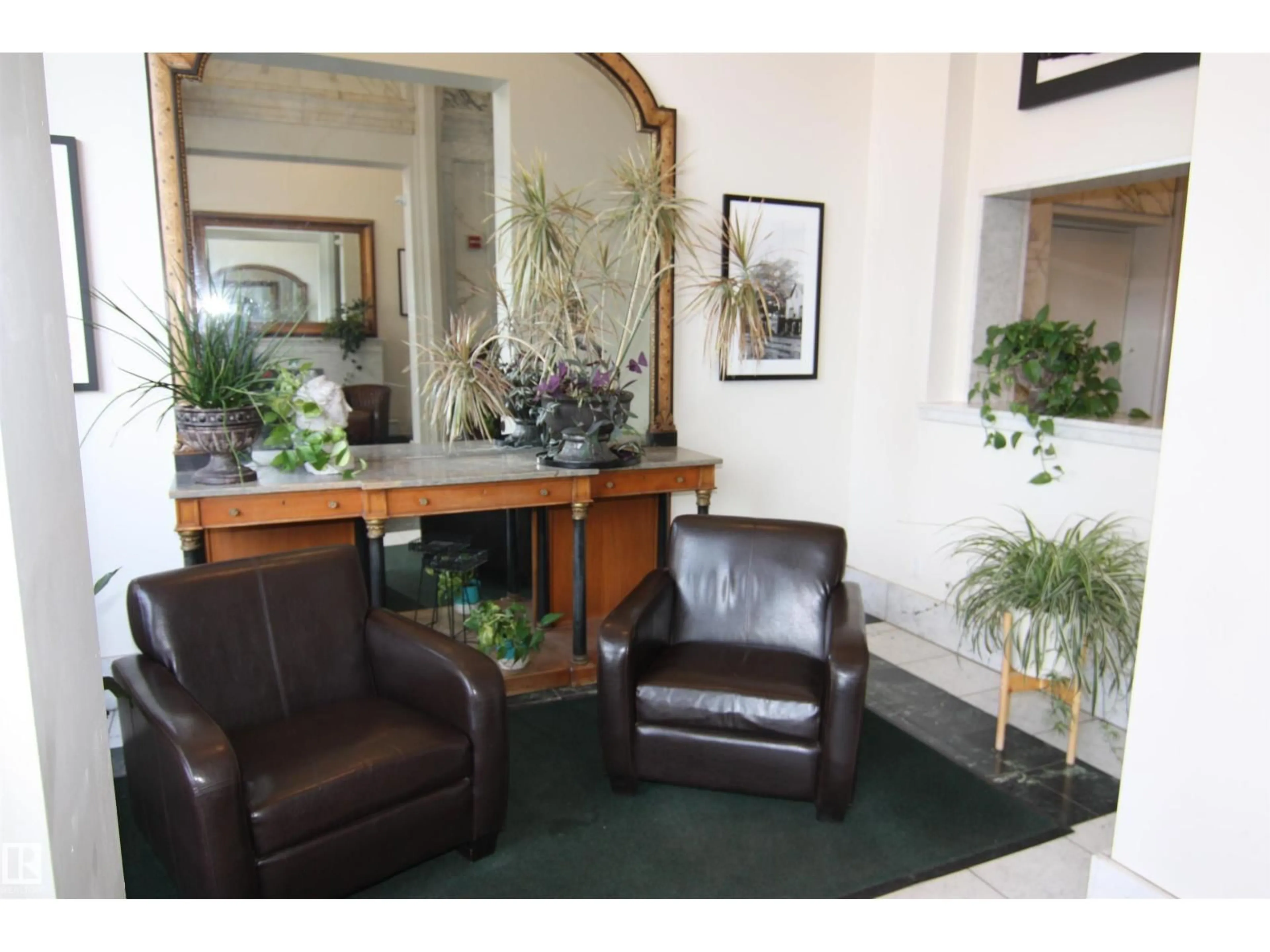 Lobby for 10134 - 311 100 ST, Edmonton Alberta T5J0N8