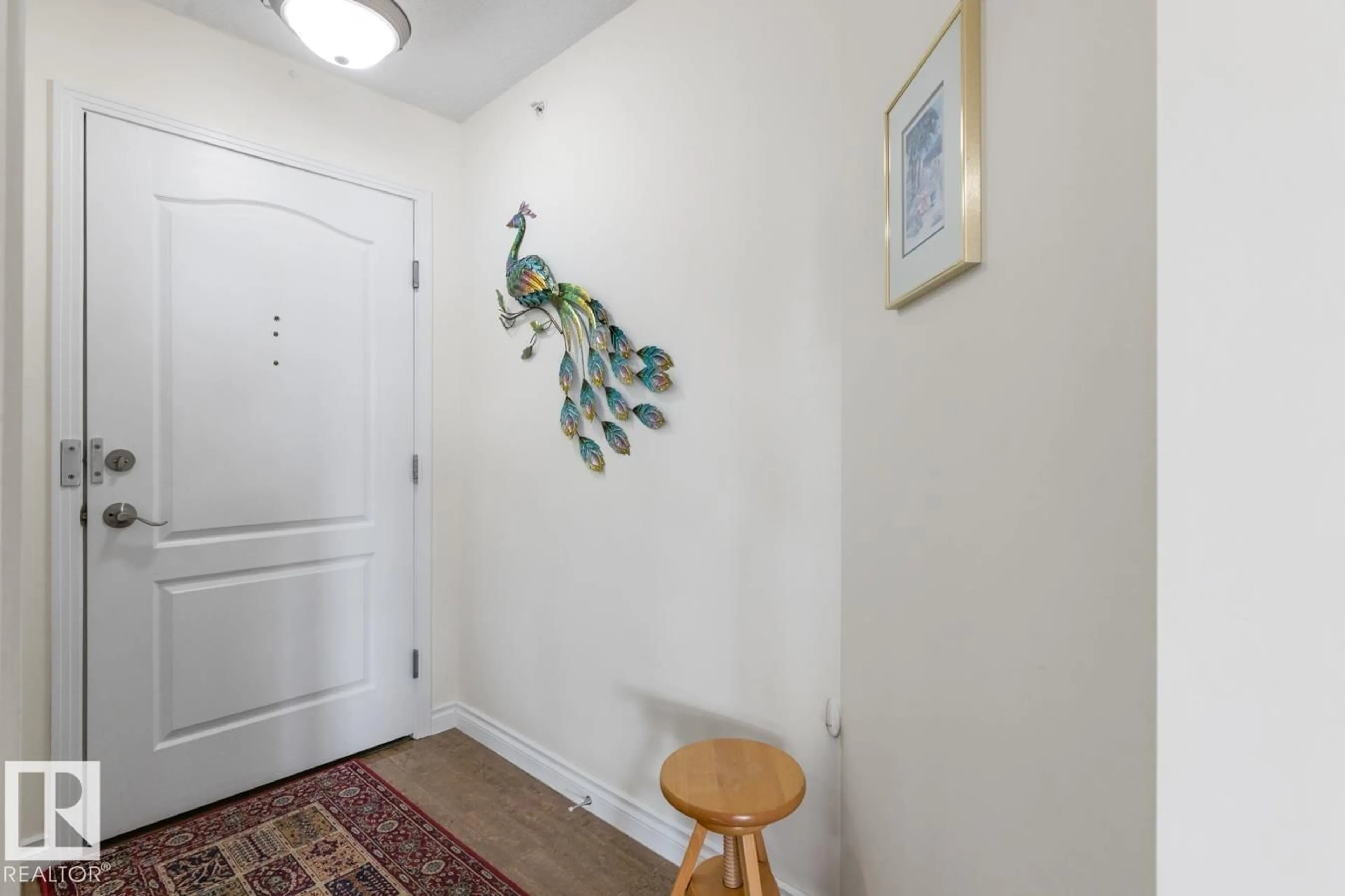 Indoor entryway for #410 - 2420 108 ST, Edmonton Alberta T6J7J3