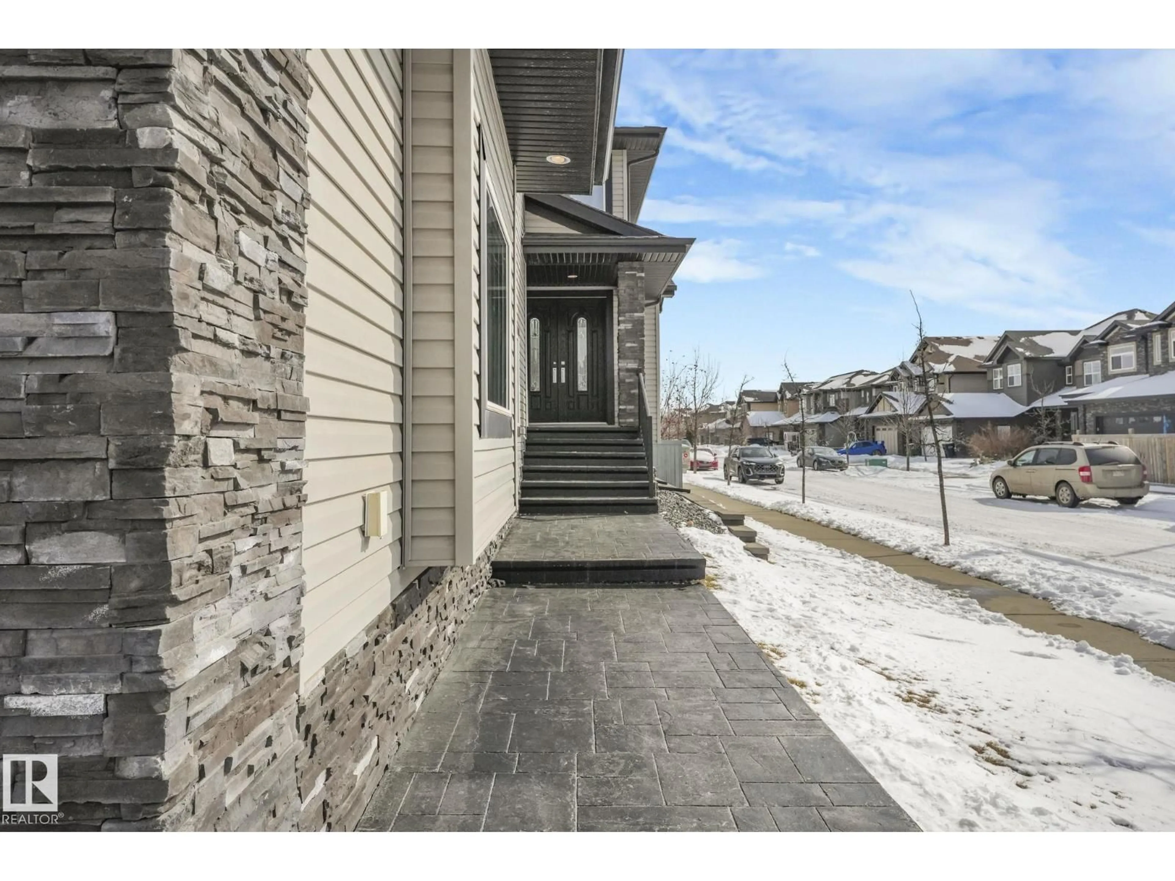 Unknown for 1360 CUNNINGHAM DR, Edmonton Alberta T6W2R6