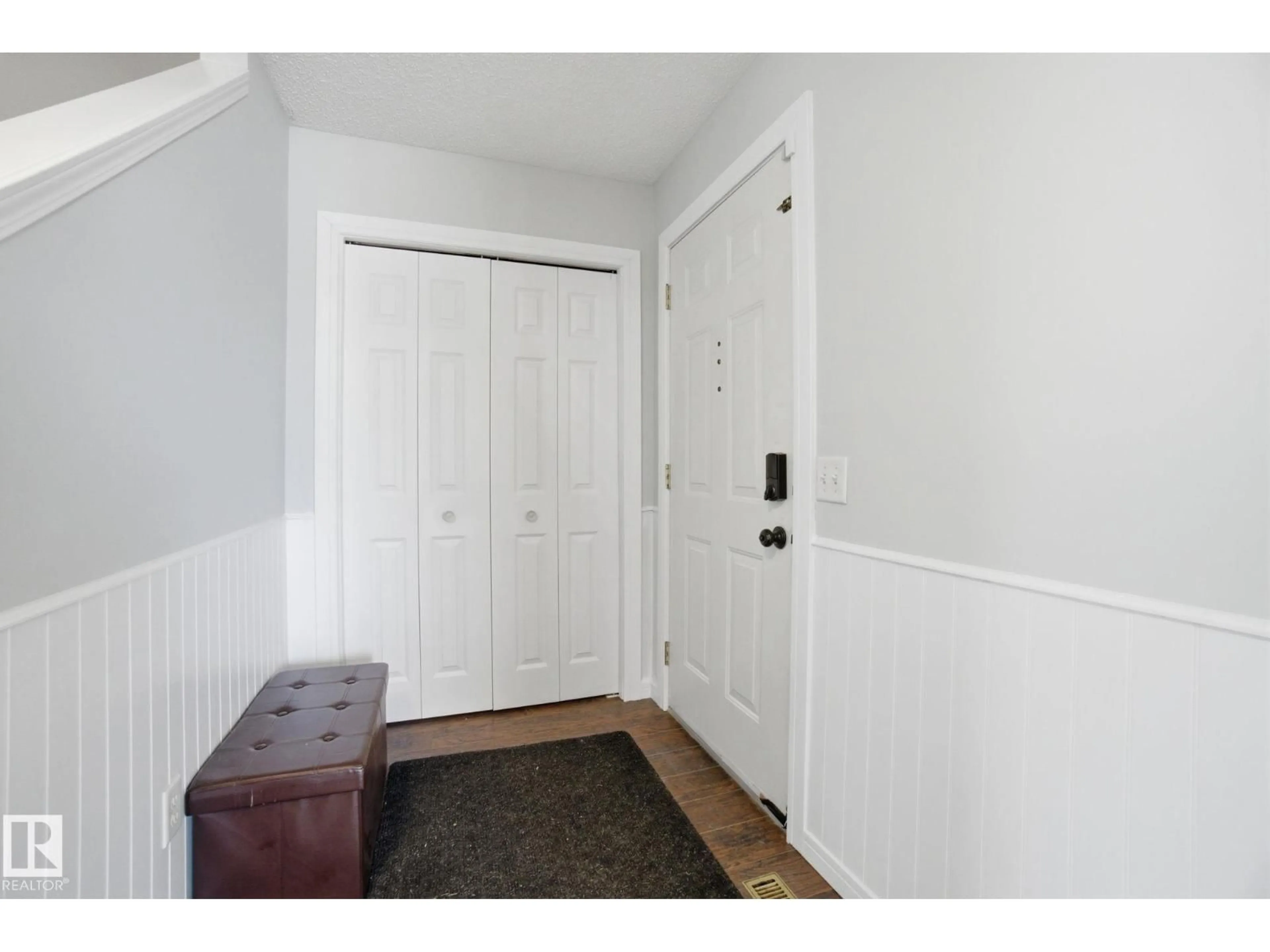 Indoor entryway for 469 CRANBERRY WY, Sherwood Park Alberta T8H2L7