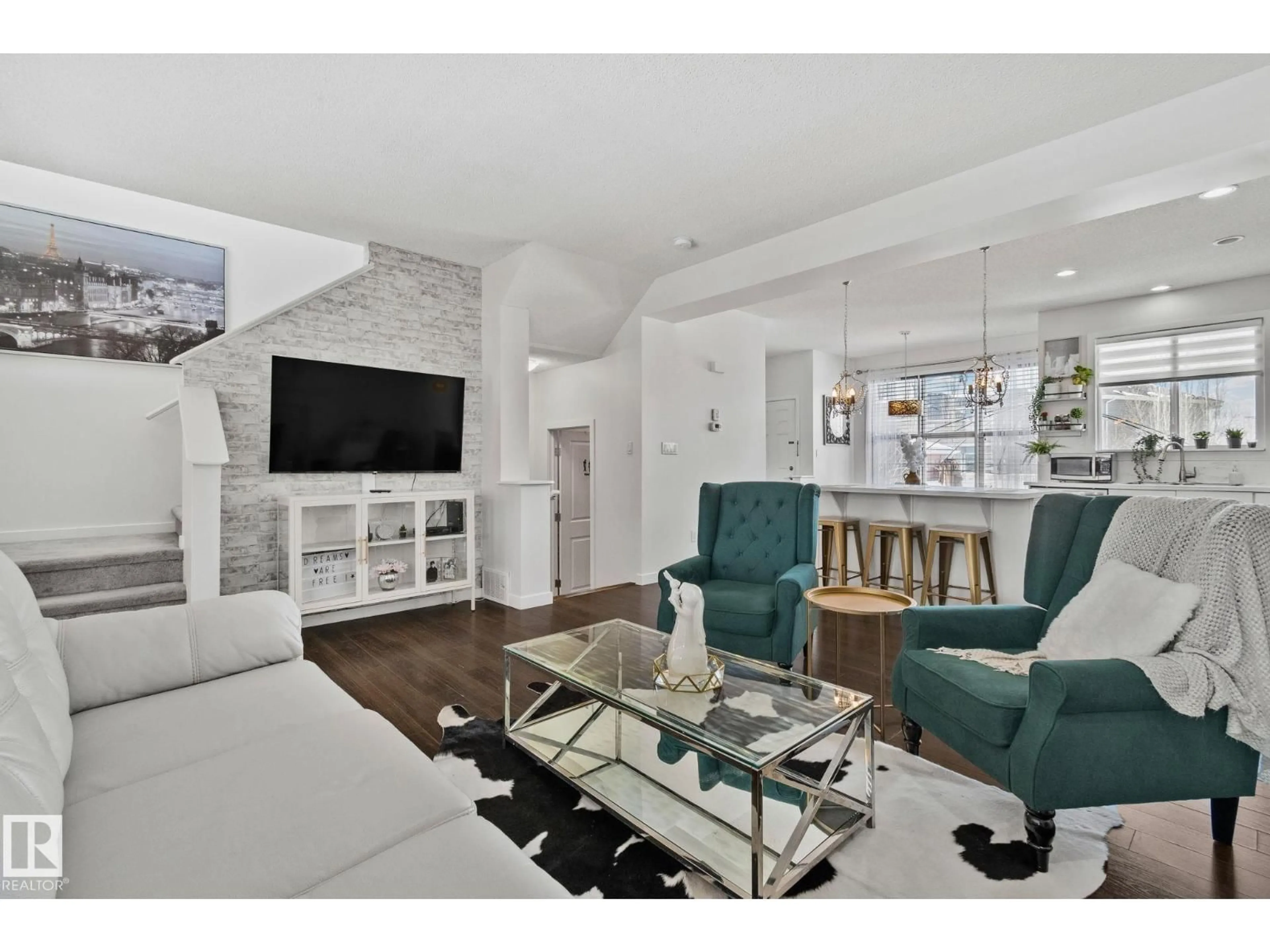 Living room with furniture, unknown for 336 SOUTHFORK DR, Leduc Alberta T9E0E6