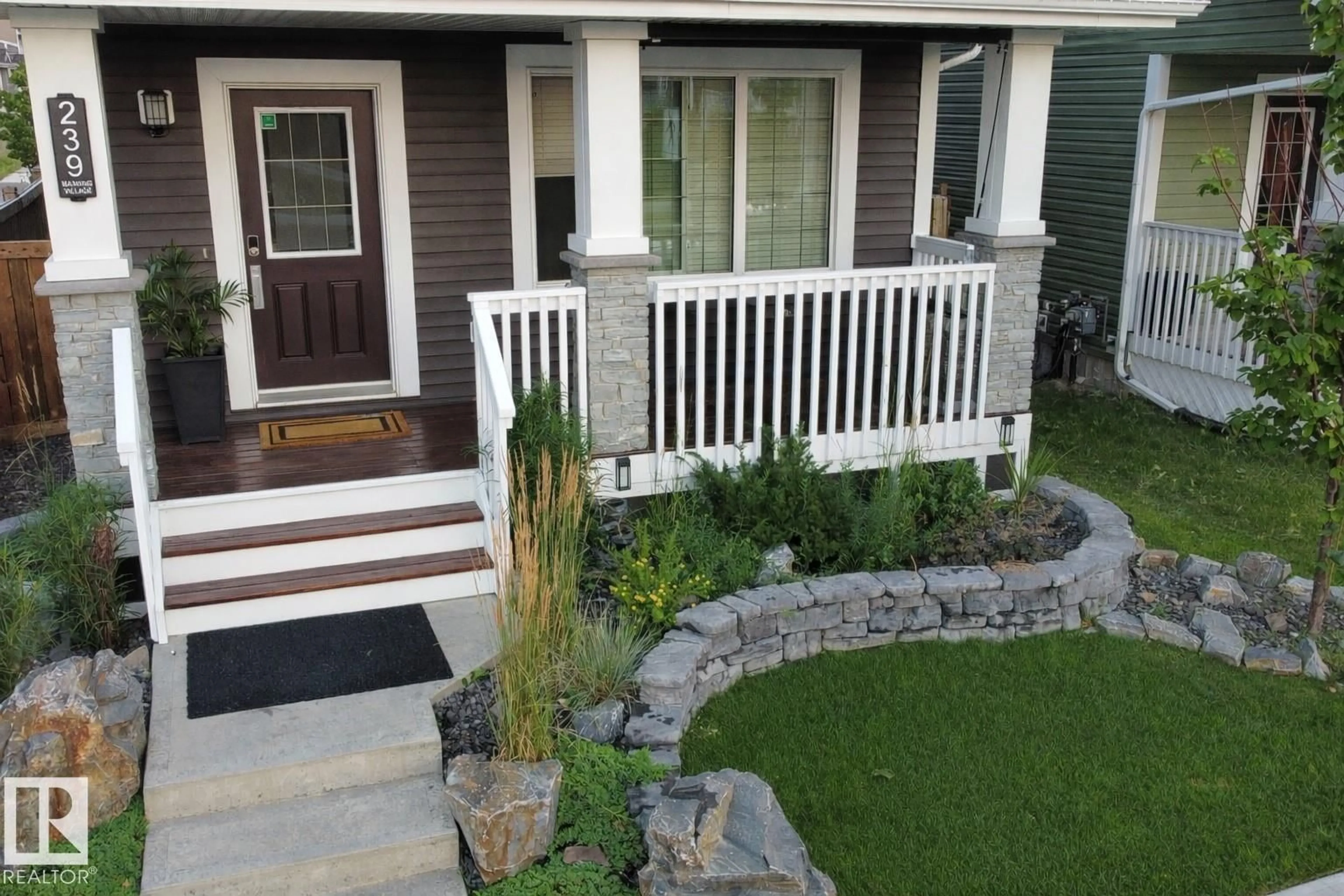 Home with vinyl exterior material, street for 239 EBBERS BV, Edmonton Alberta T5Y0Z9