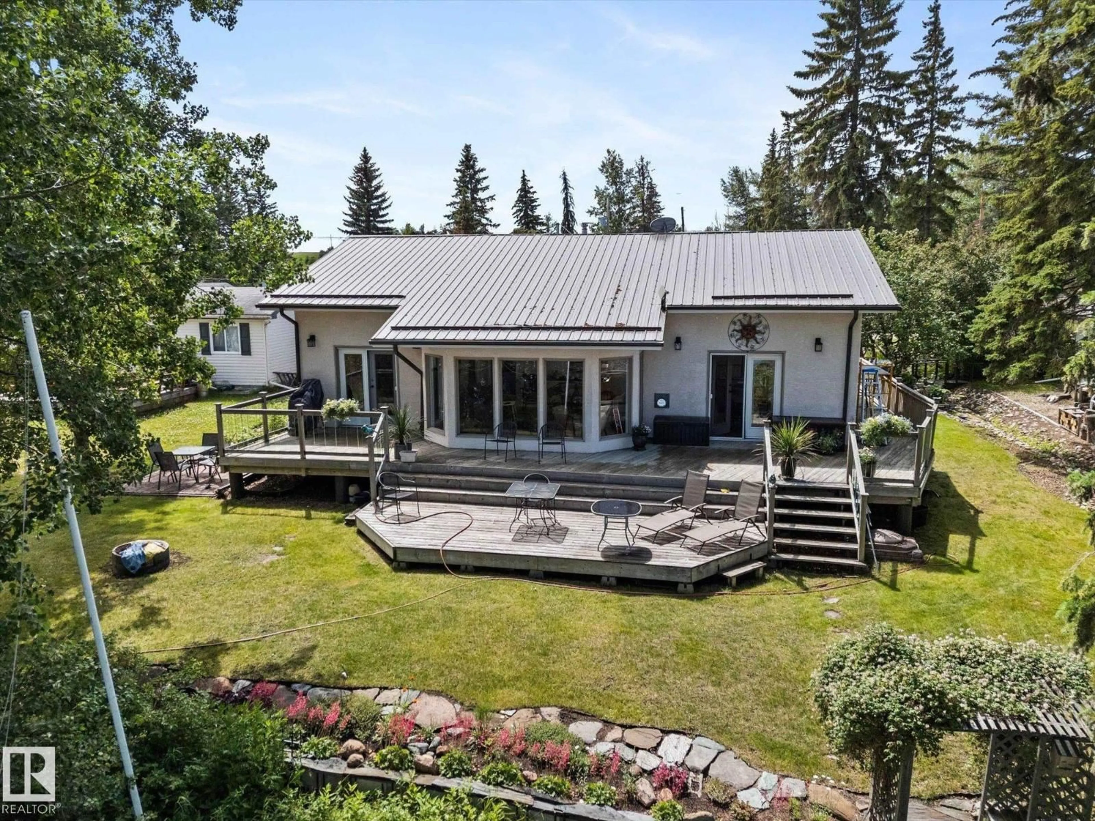 A pic from outside/outdoor area/front of a property/back of a property/a pic from drone, mountain view for 16 RGE ROAD 54A, Rural Parkland County Alberta T0E0B0