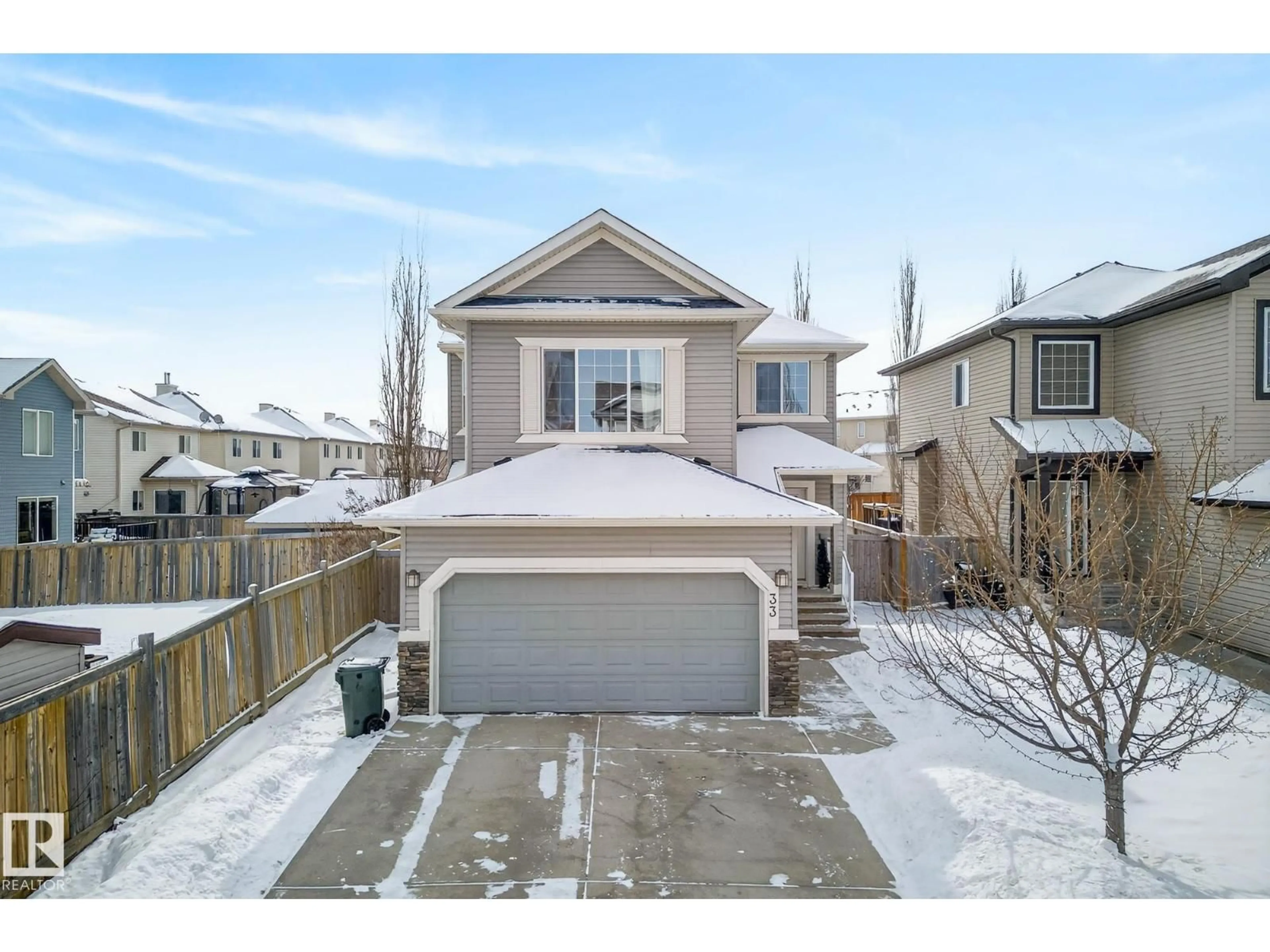 A pic from outside/outdoor area/front of a property/back of a property/a pic from drone, street for 33 HARTWICK GA, Spruce Grove Alberta T7X0A5