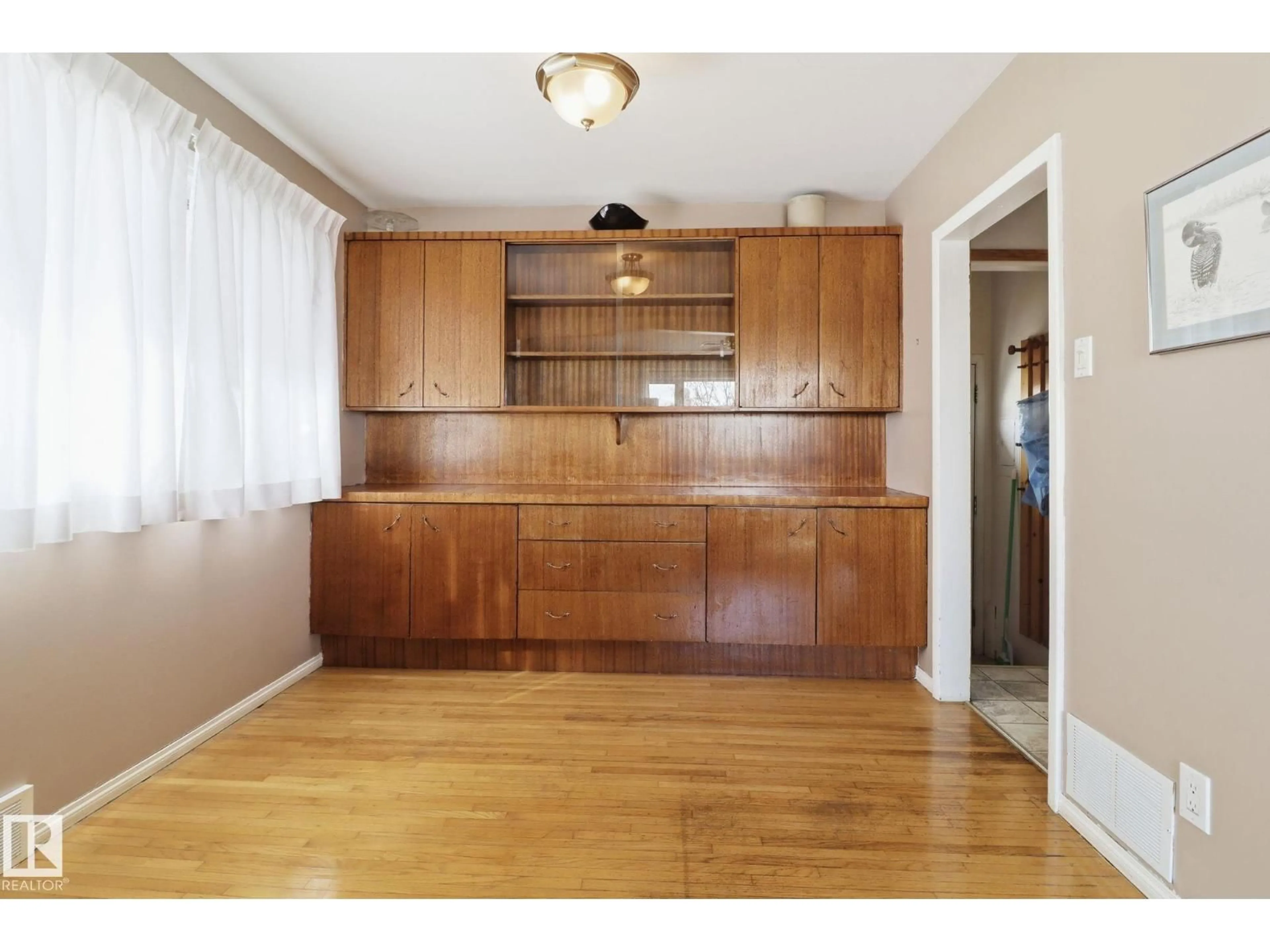 Unknown for 4414 46 AV, Leduc Alberta T9E5V4