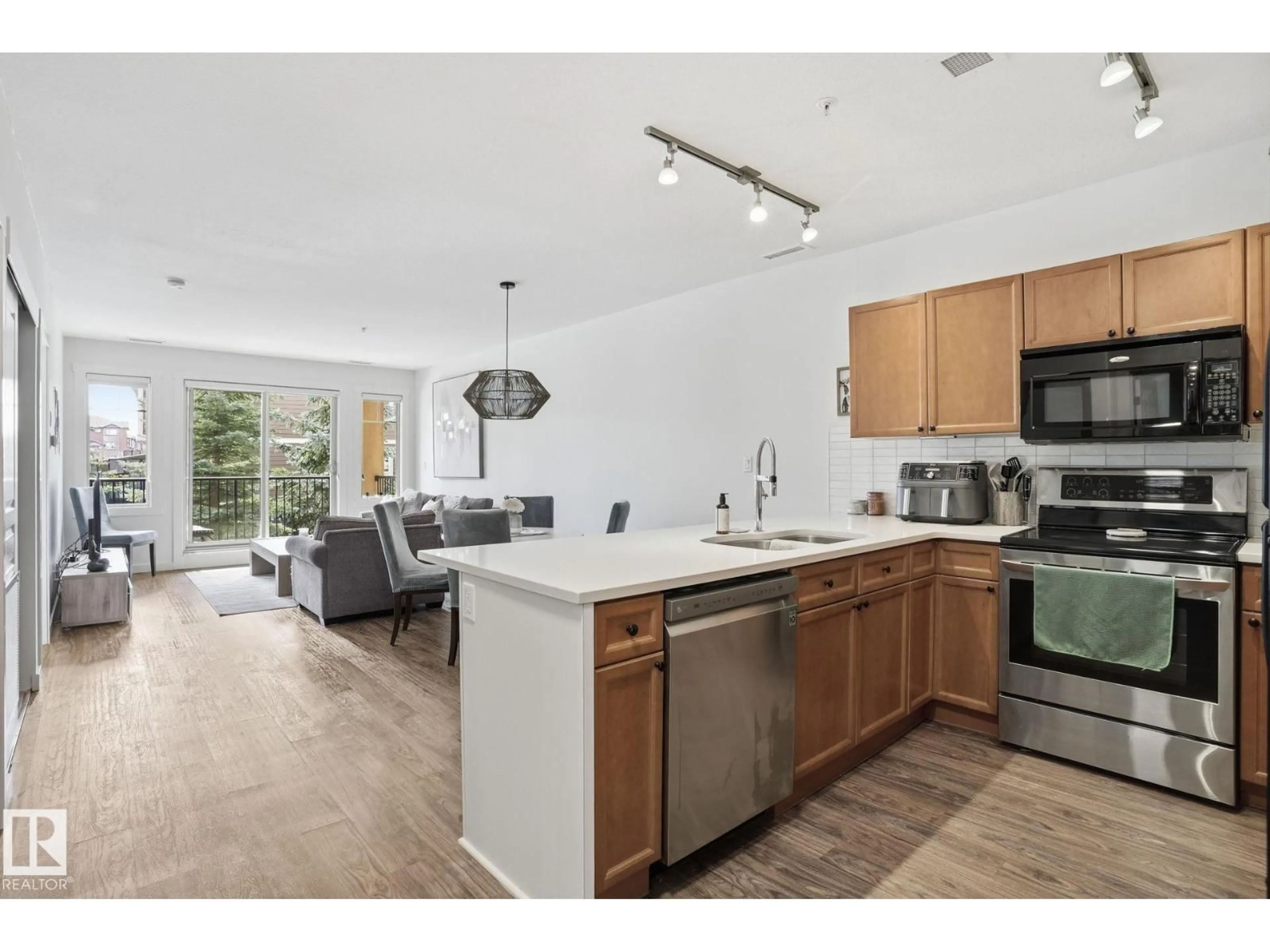 Open concept kitchen, unknown for #212 - 501 PALISADES WY, Sherwood Park Alberta T8H0H8