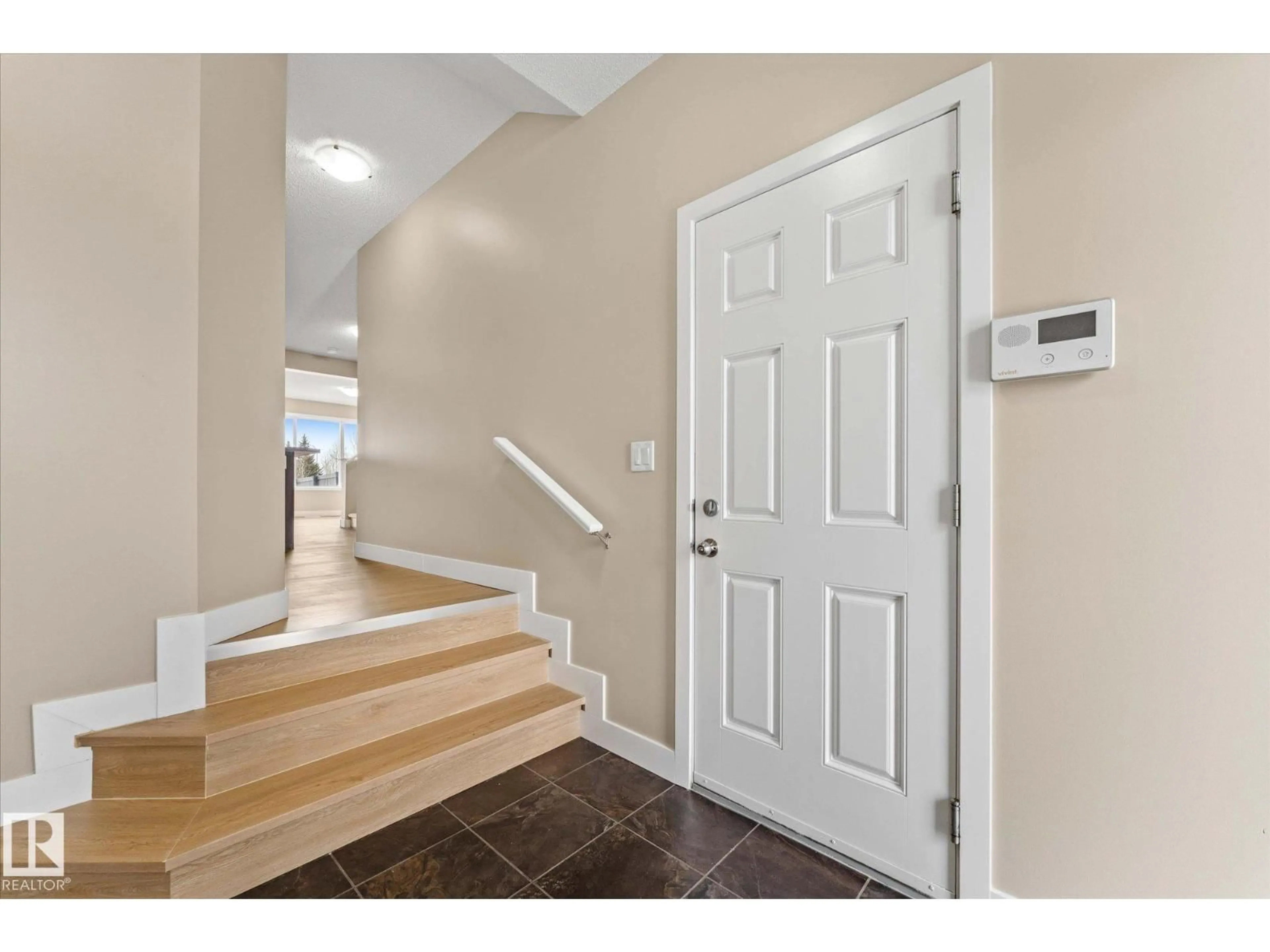 Indoor entryway for 84 CALVERT WD, Fort Saskatchewan Alberta T8L0C4