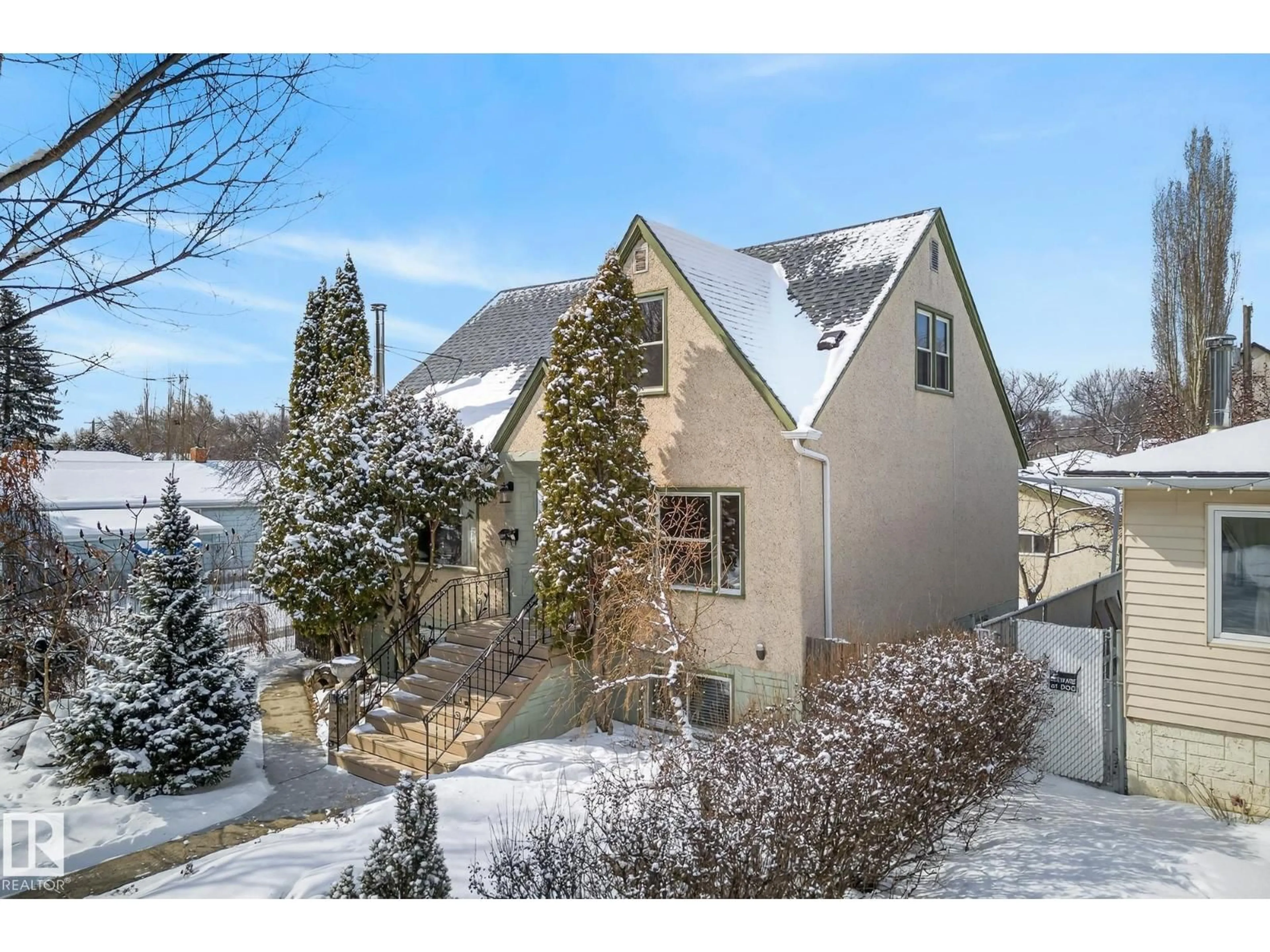 A pic from outside/outdoor area/front of a property/back of a property/a pic from drone, street for 10336 80 ST, Edmonton Alberta T6A3J4