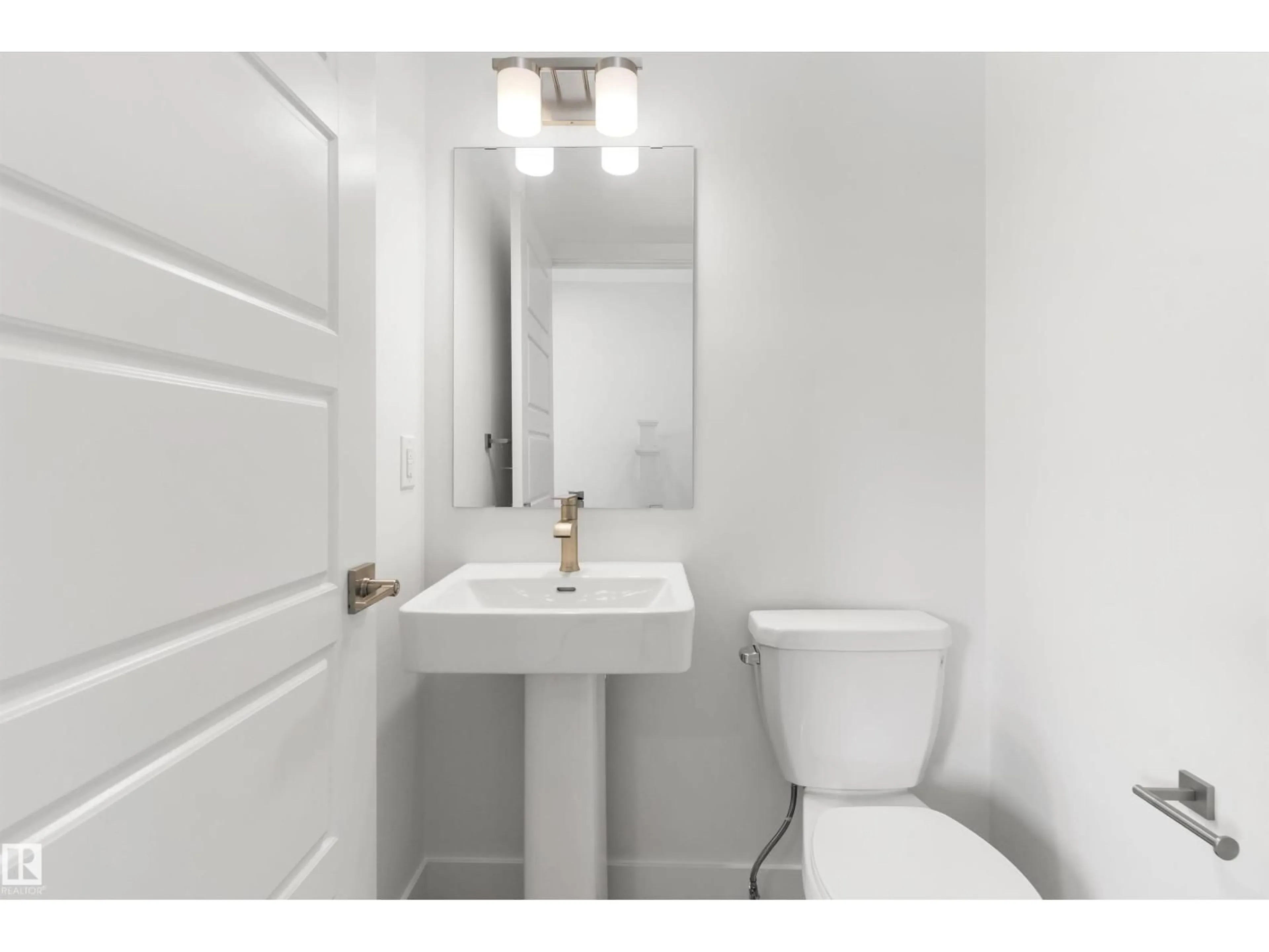 Standard bathroom, ceramic/tile floor for SW - 5047 CAWSEY LI, Edmonton Alberta T6W5G5
