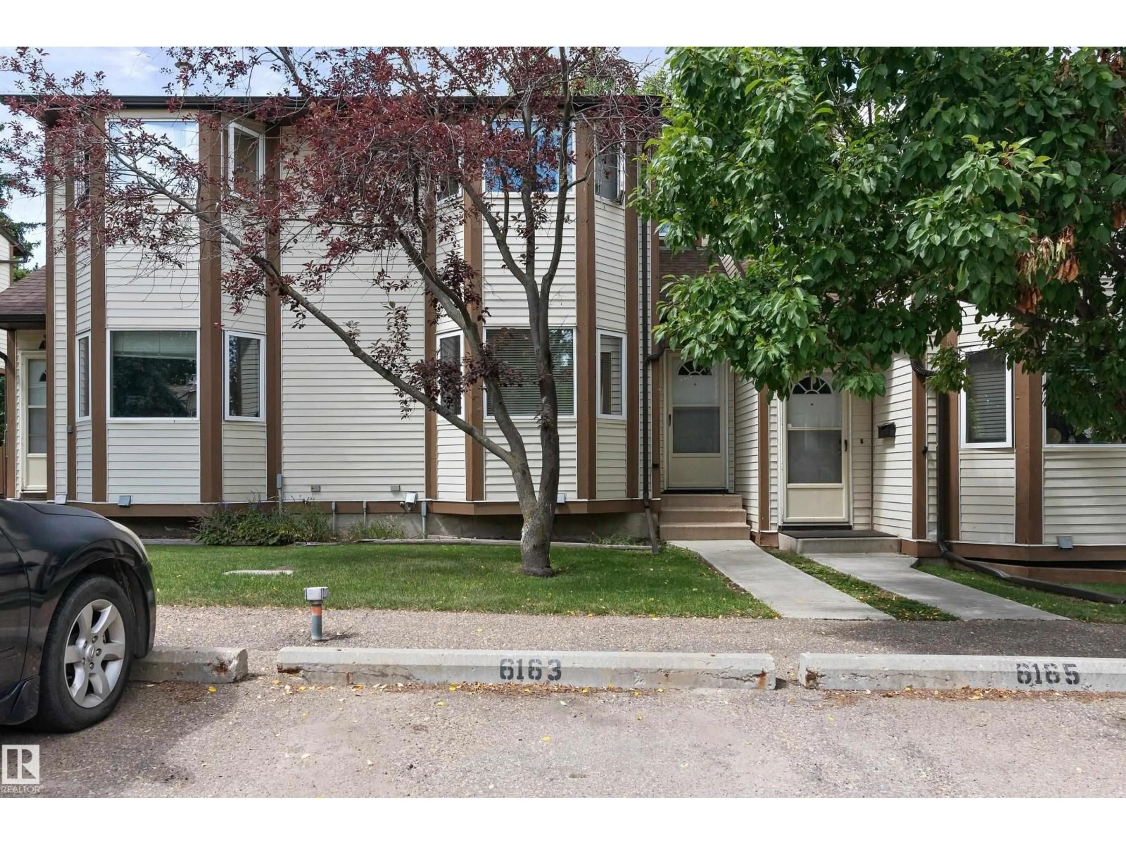 Unknown for 6163 38 AV, Edmonton Alberta T6L3Z5