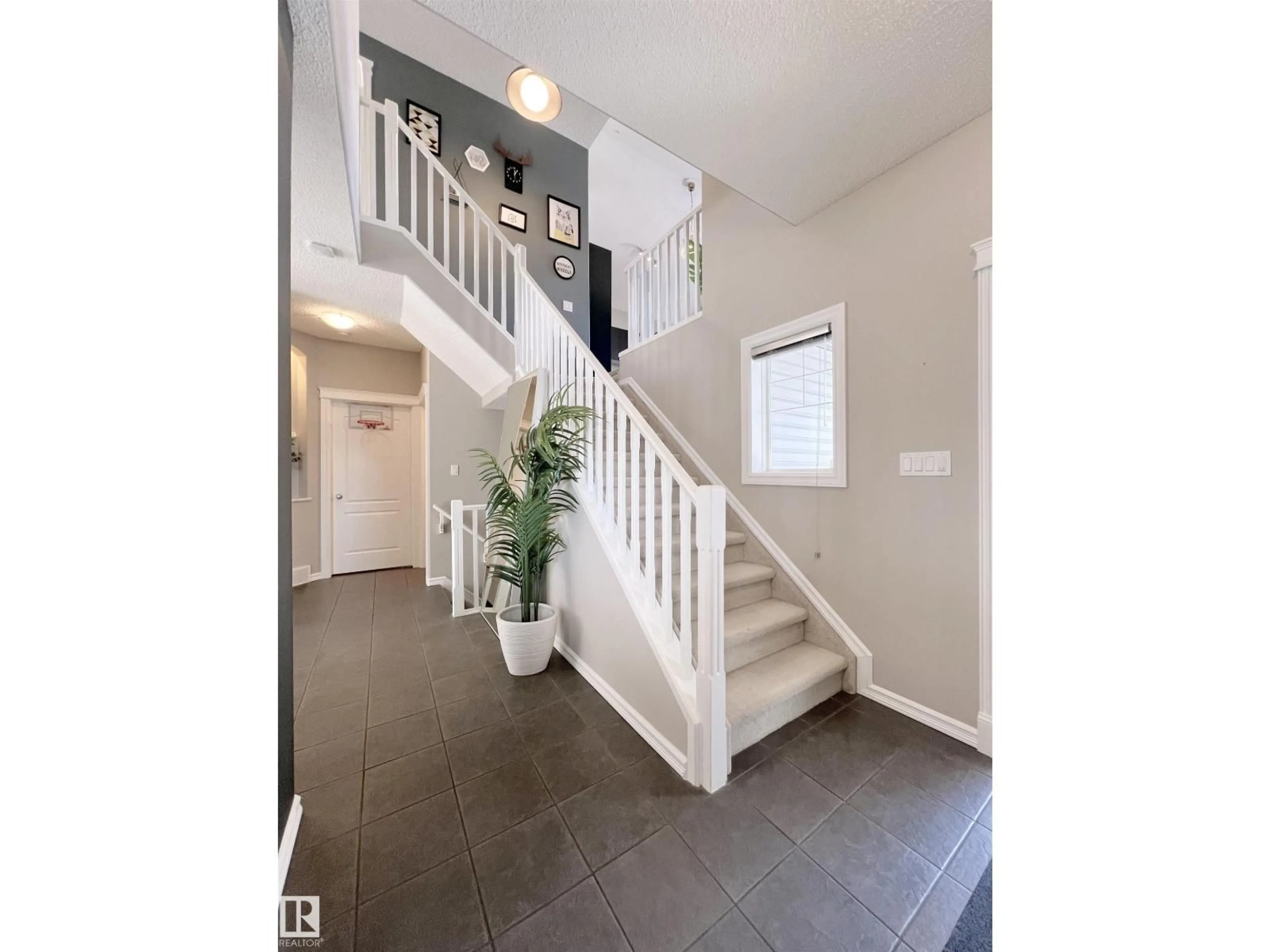 Unknown for 1007 GOODWIN CT, Edmonton Alberta T5T6T4