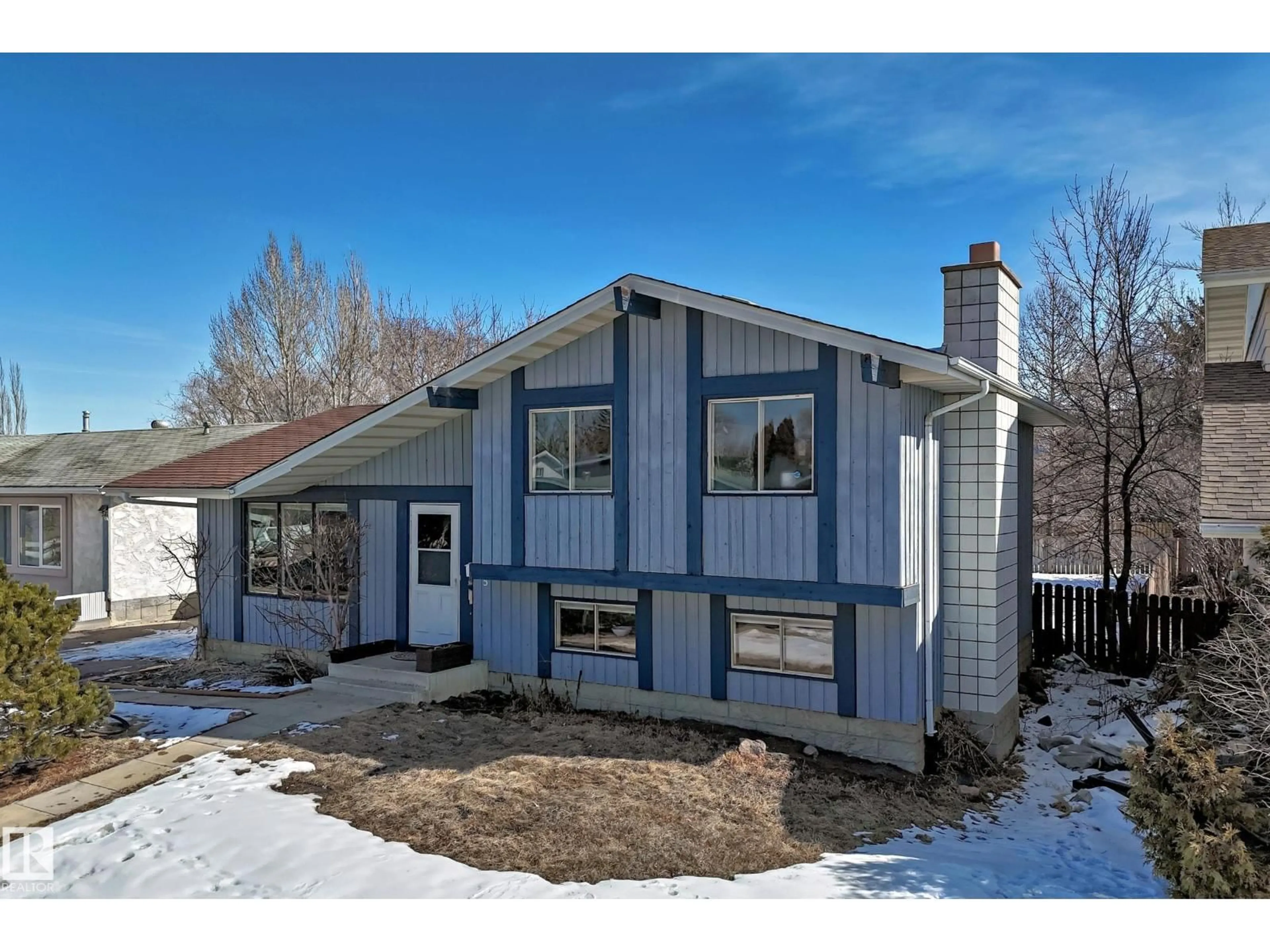 Home with vinyl exterior material, street for NW - 8735 181 ST, Edmonton Alberta T5T0Y5