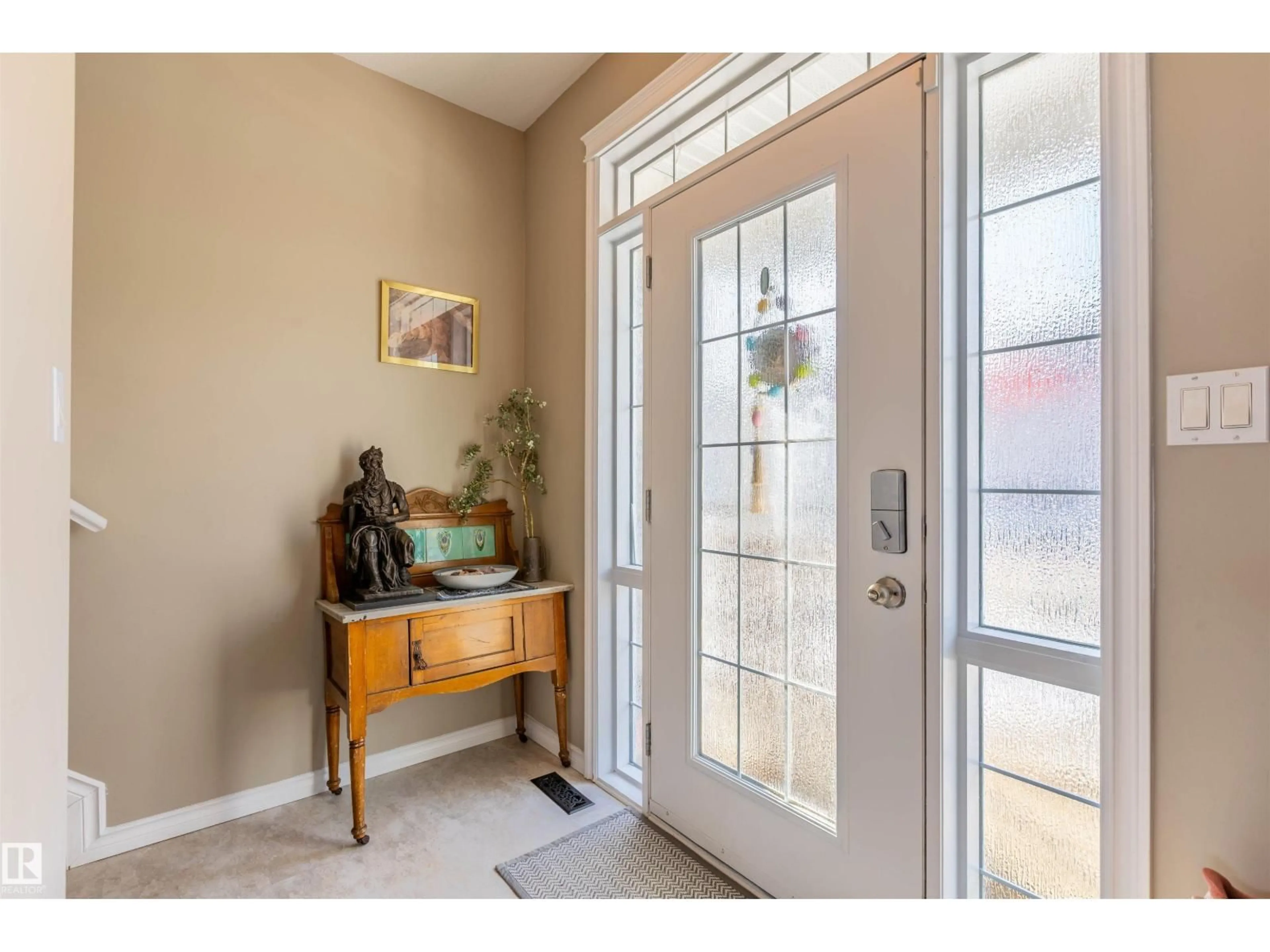 Indoor entryway for 9830 105 AV, Morinville Alberta T8R0C1