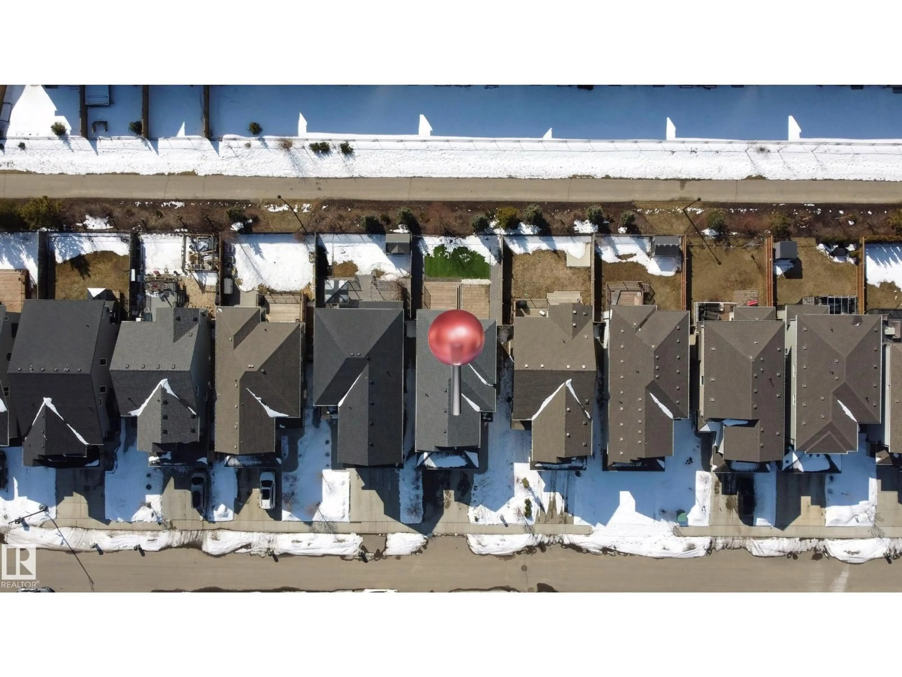 Unknown for 15907 18 AV, Edmonton Alberta T6W3E8