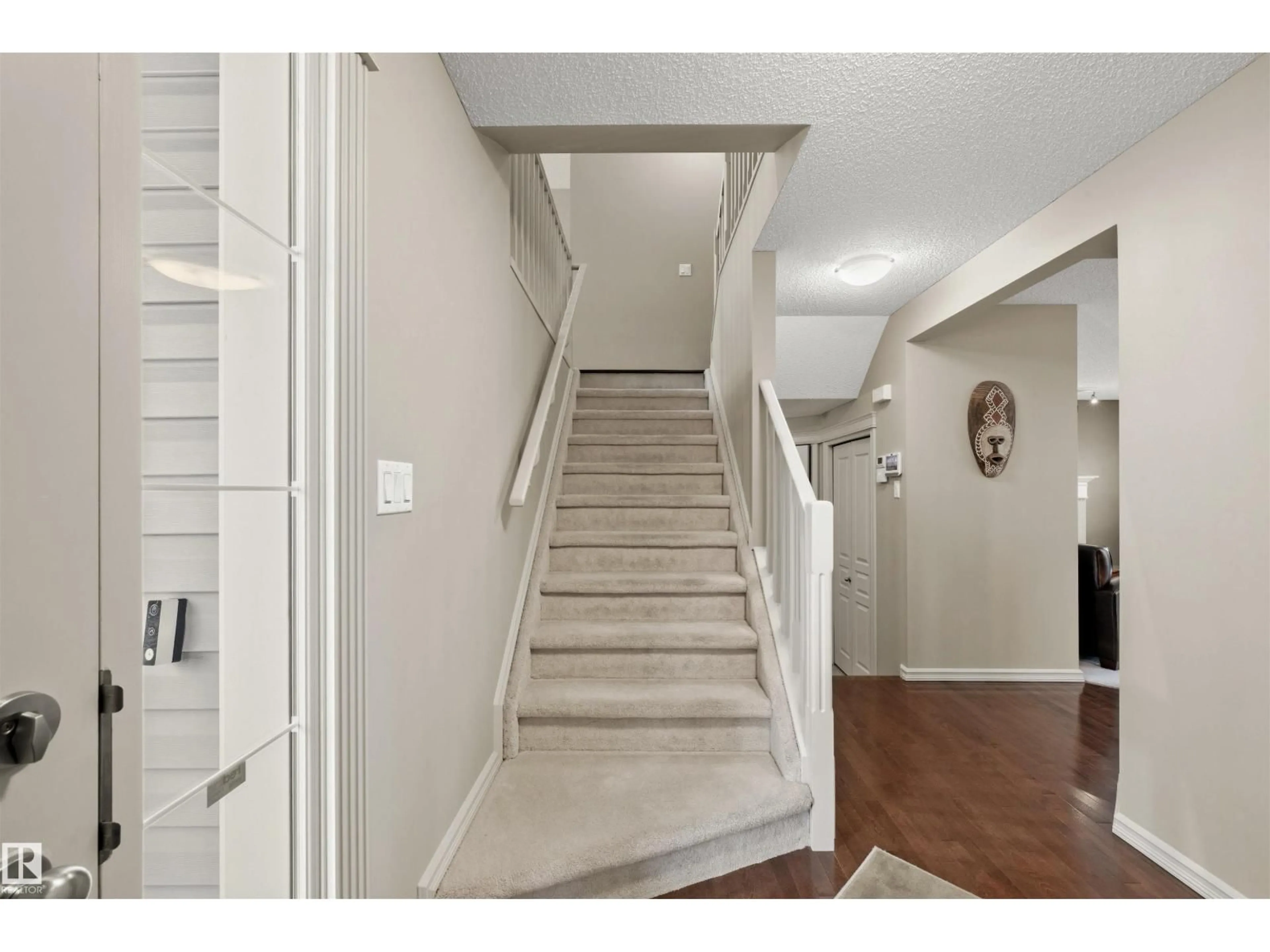 Unknown for SW - 304 79 ST, Edmonton Alberta T6X1N1