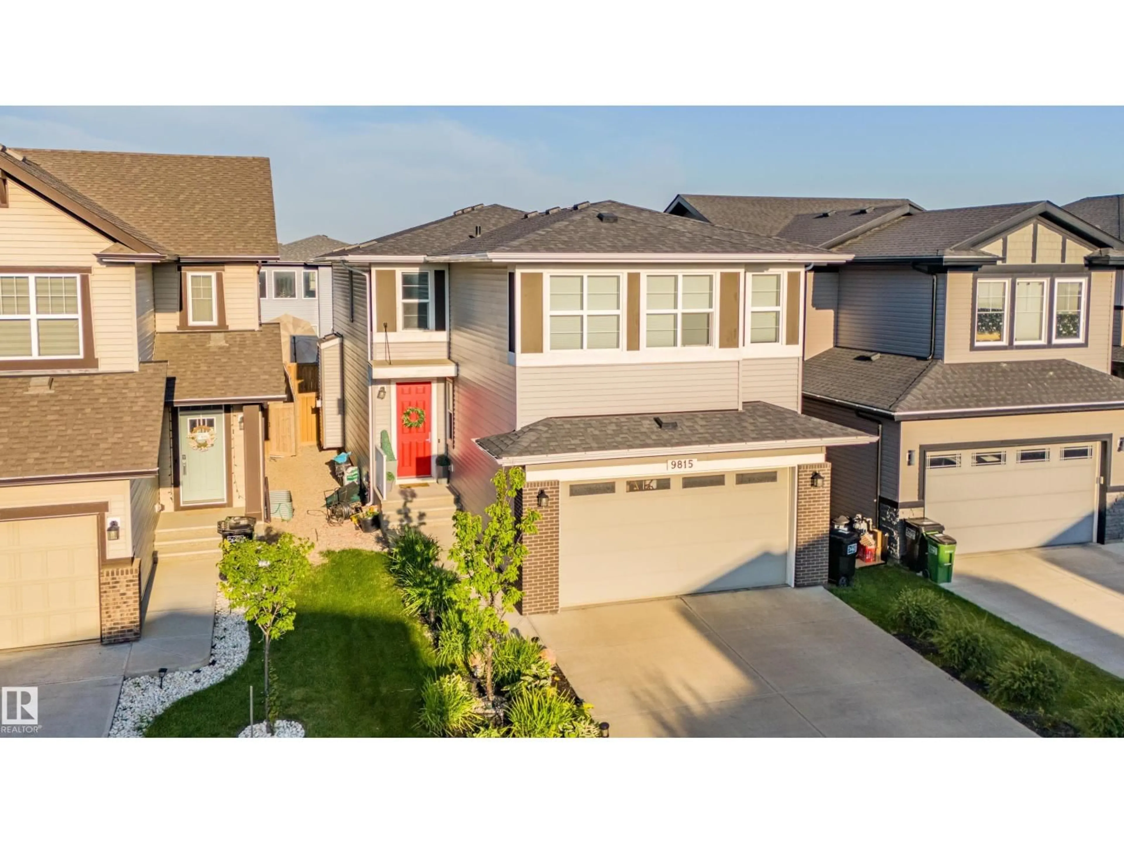 A pic from outside/outdoor area/front of a property/back of a property/a pic from drone, street for NW - 9815 225 ST, Edmonton Alberta T5T7C1