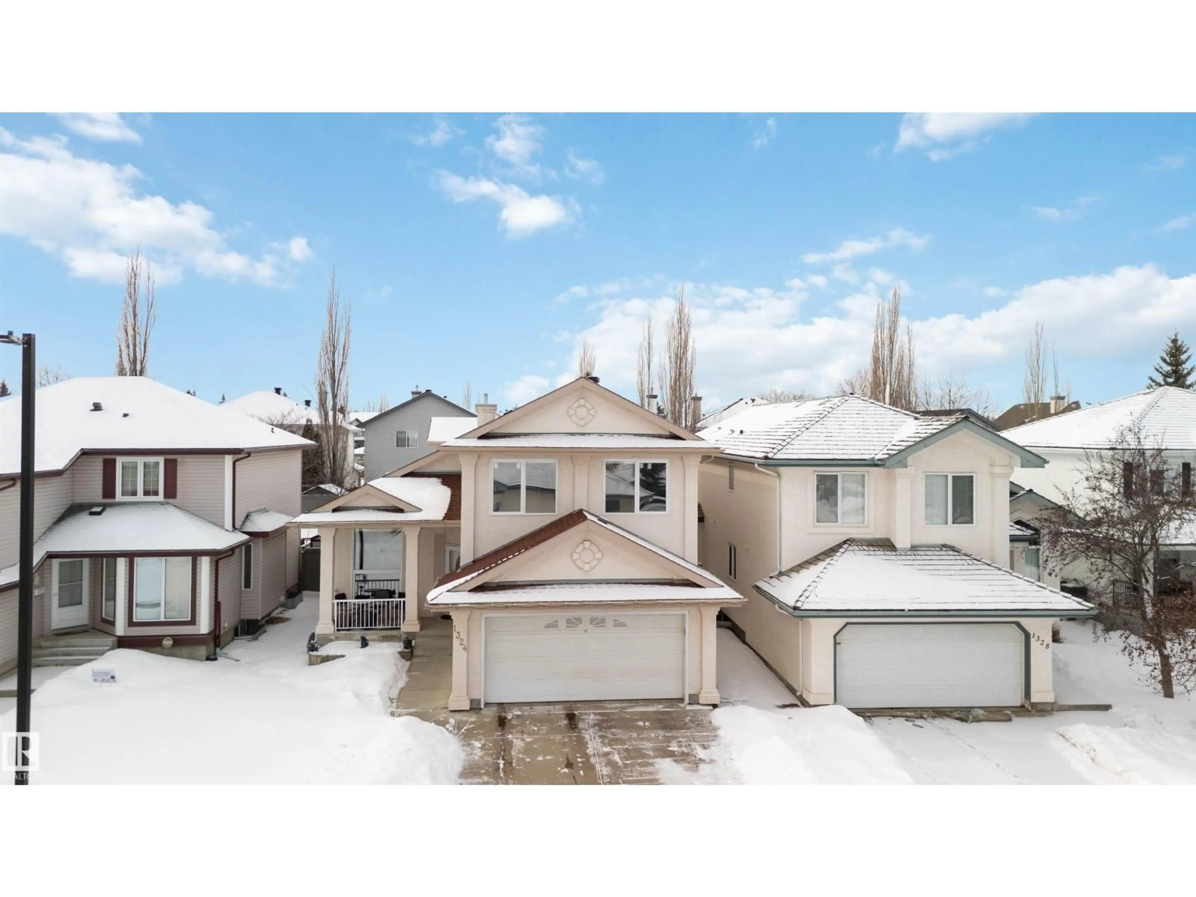A pic from outside/outdoor area/front of a property/back of a property/a pic from drone, street for NW - 1324 116 ST, Edmonton Alberta T6J7B3