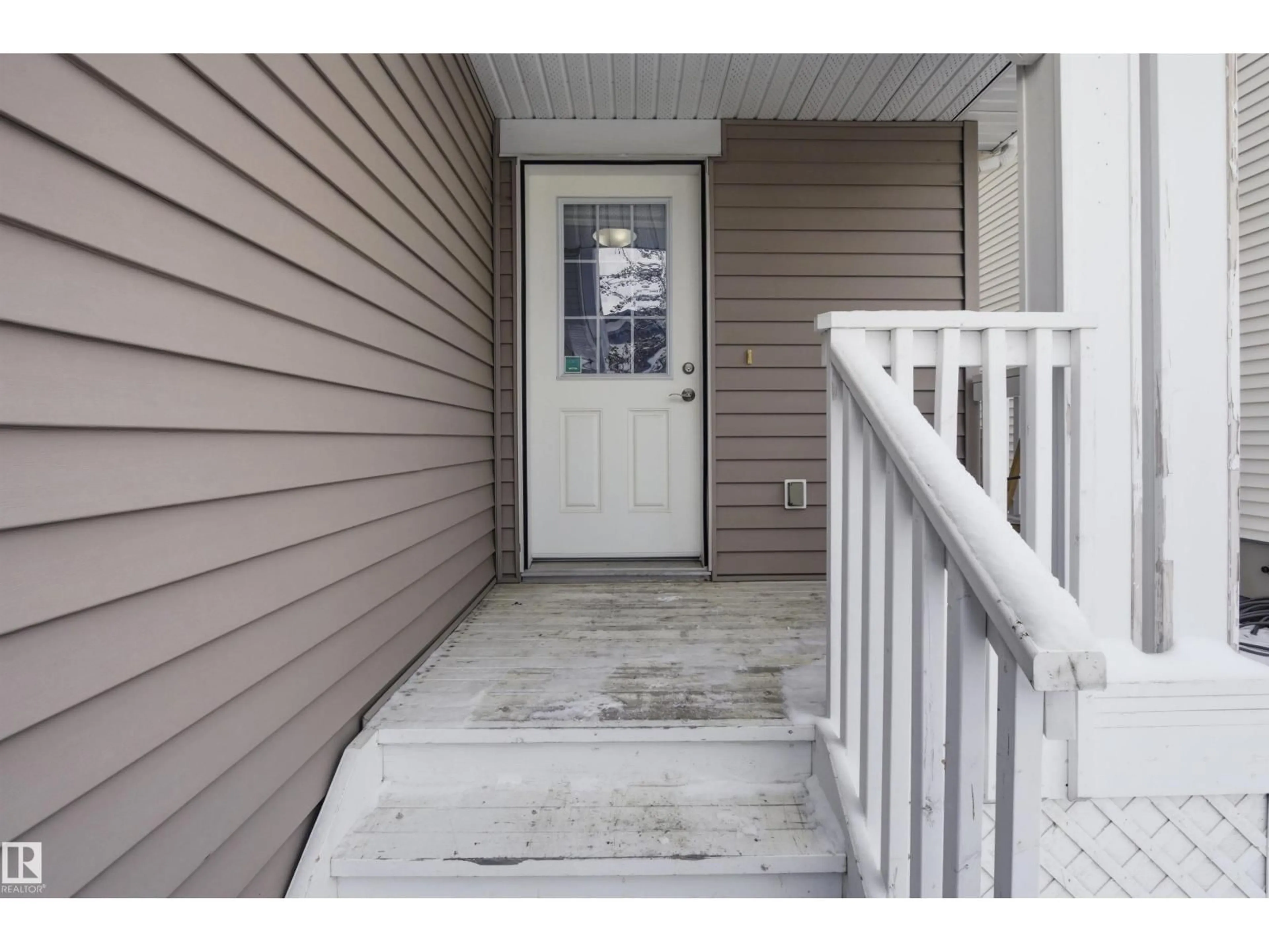 Indoor entryway for SW - 1712 64 ST, Edmonton Alberta T6X0M8