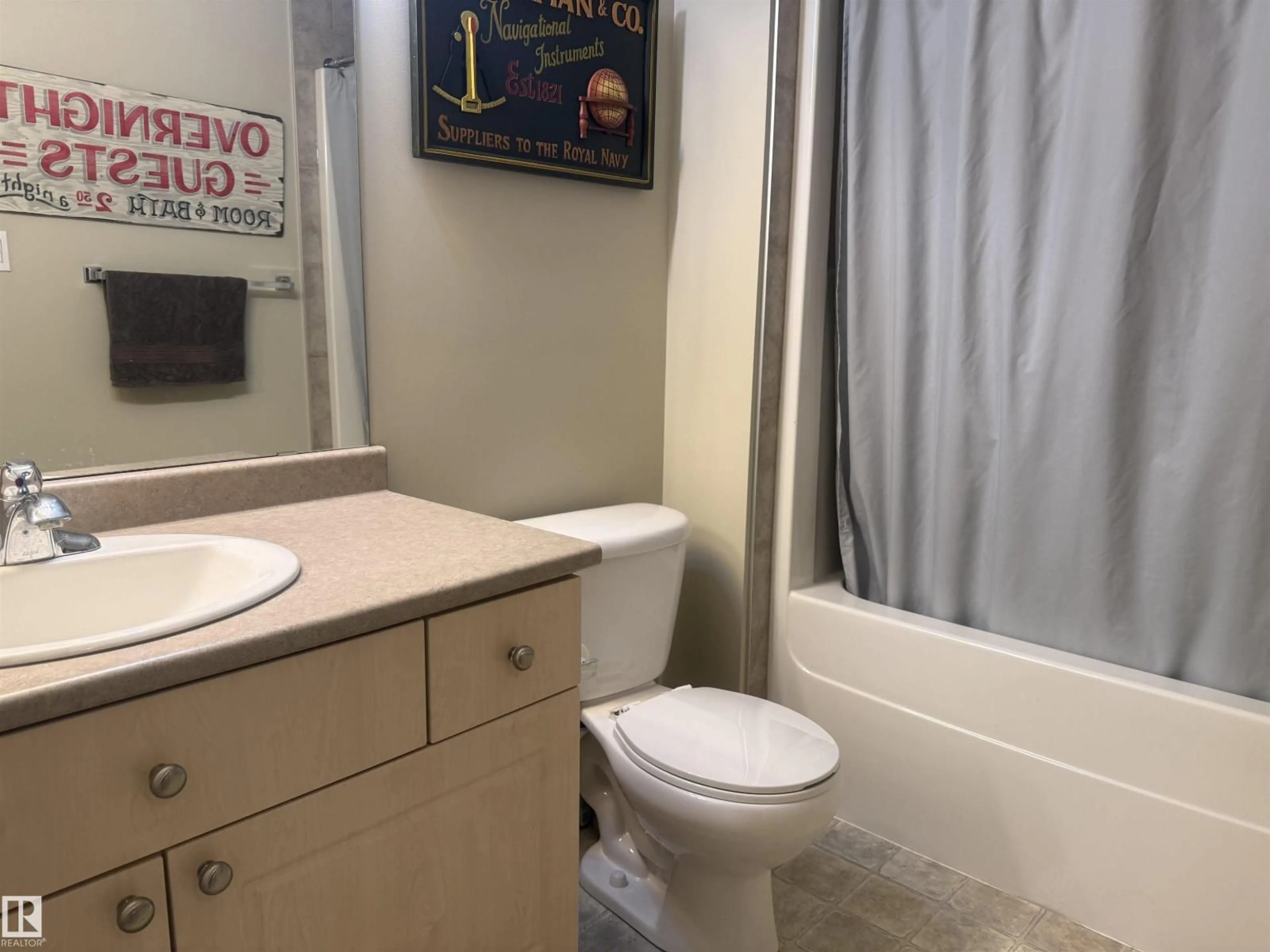 Standard bathroom, unknown for 592 - 315 HOOKE RD NW, Edmonton Alberta T5A5H2