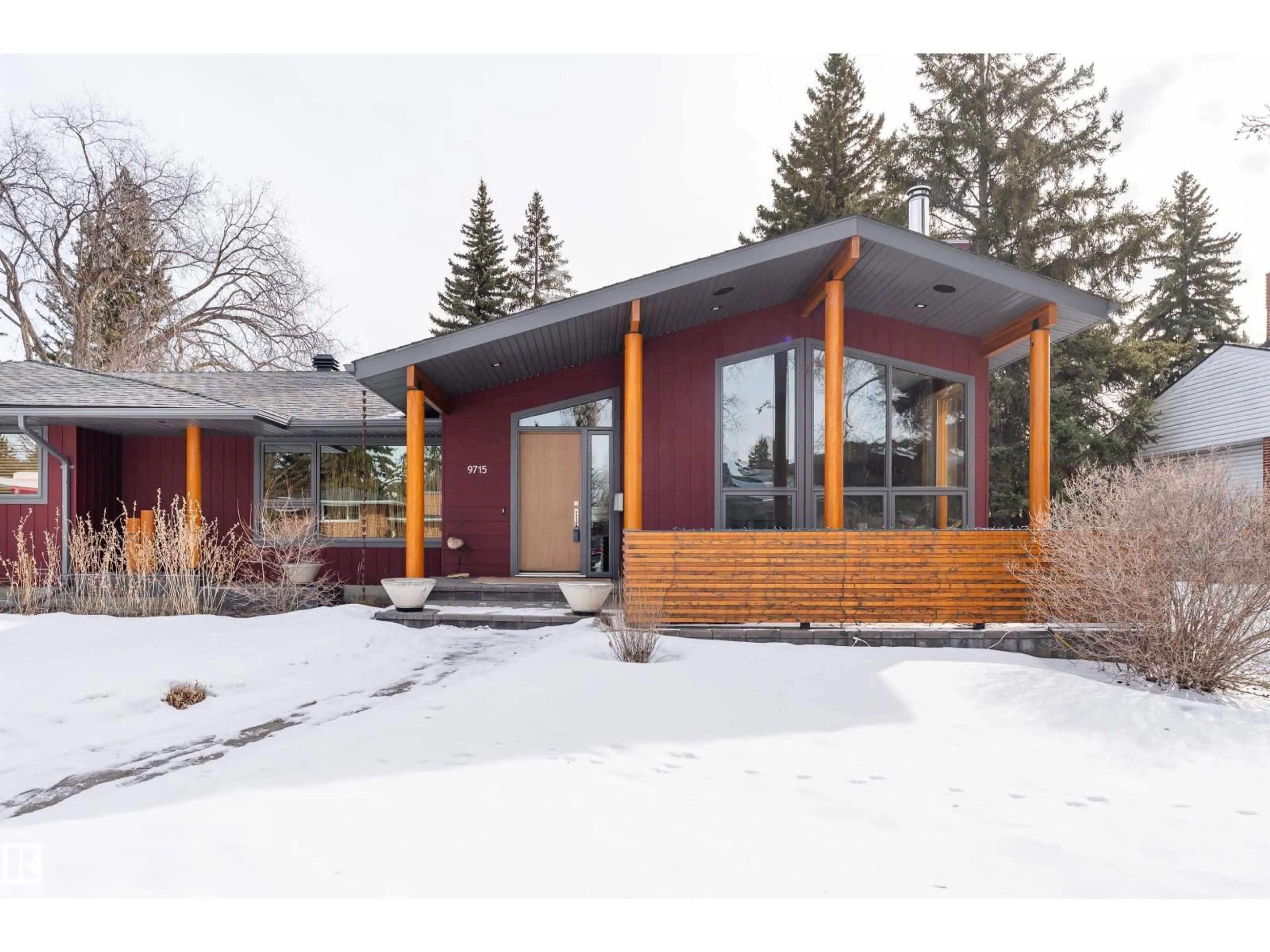 Unknown for 9715 141 ST, Edmonton Alberta T5N2M5