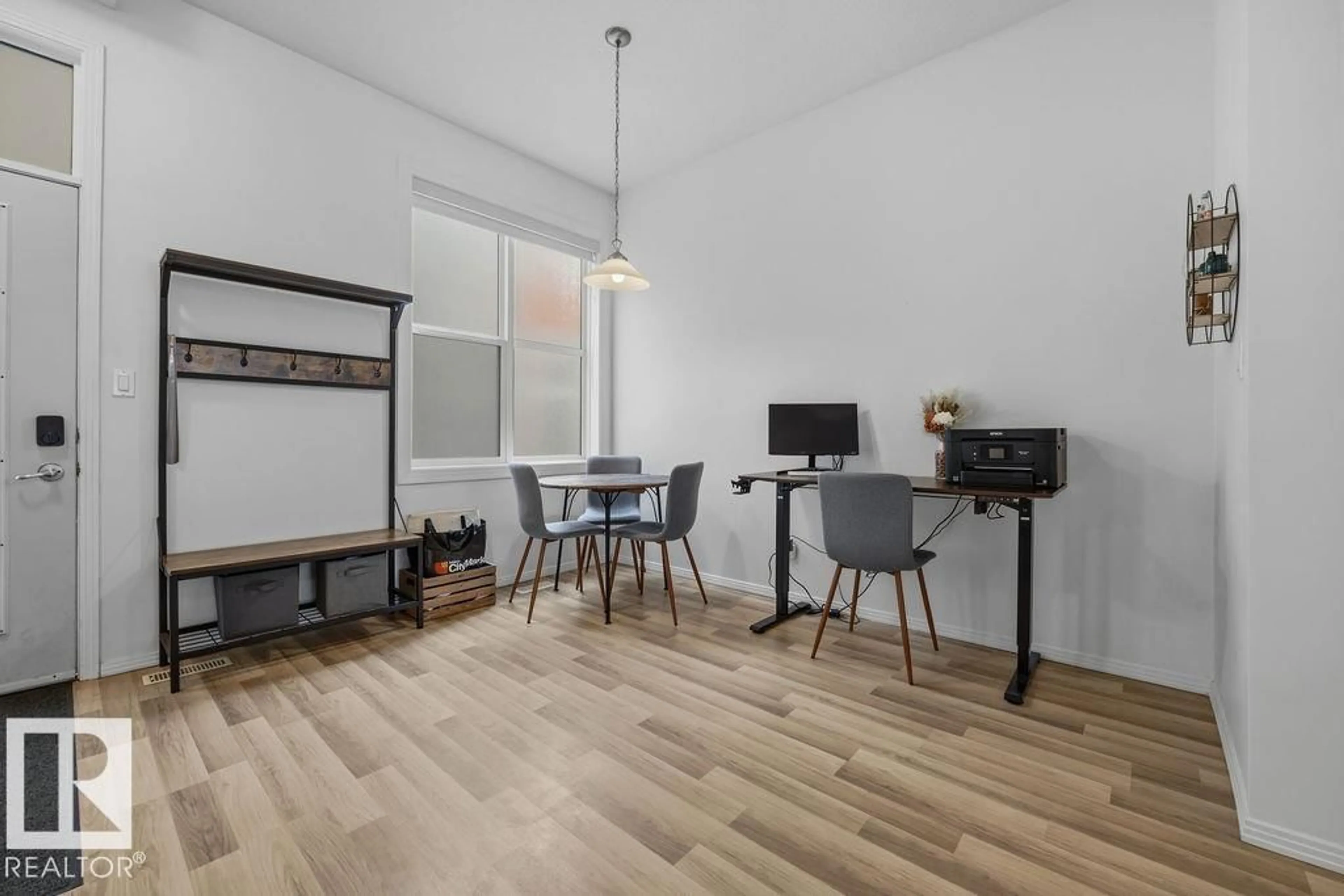 A pic of a room for #401 - 10147 112 ST, Edmonton Alberta T5K1M1