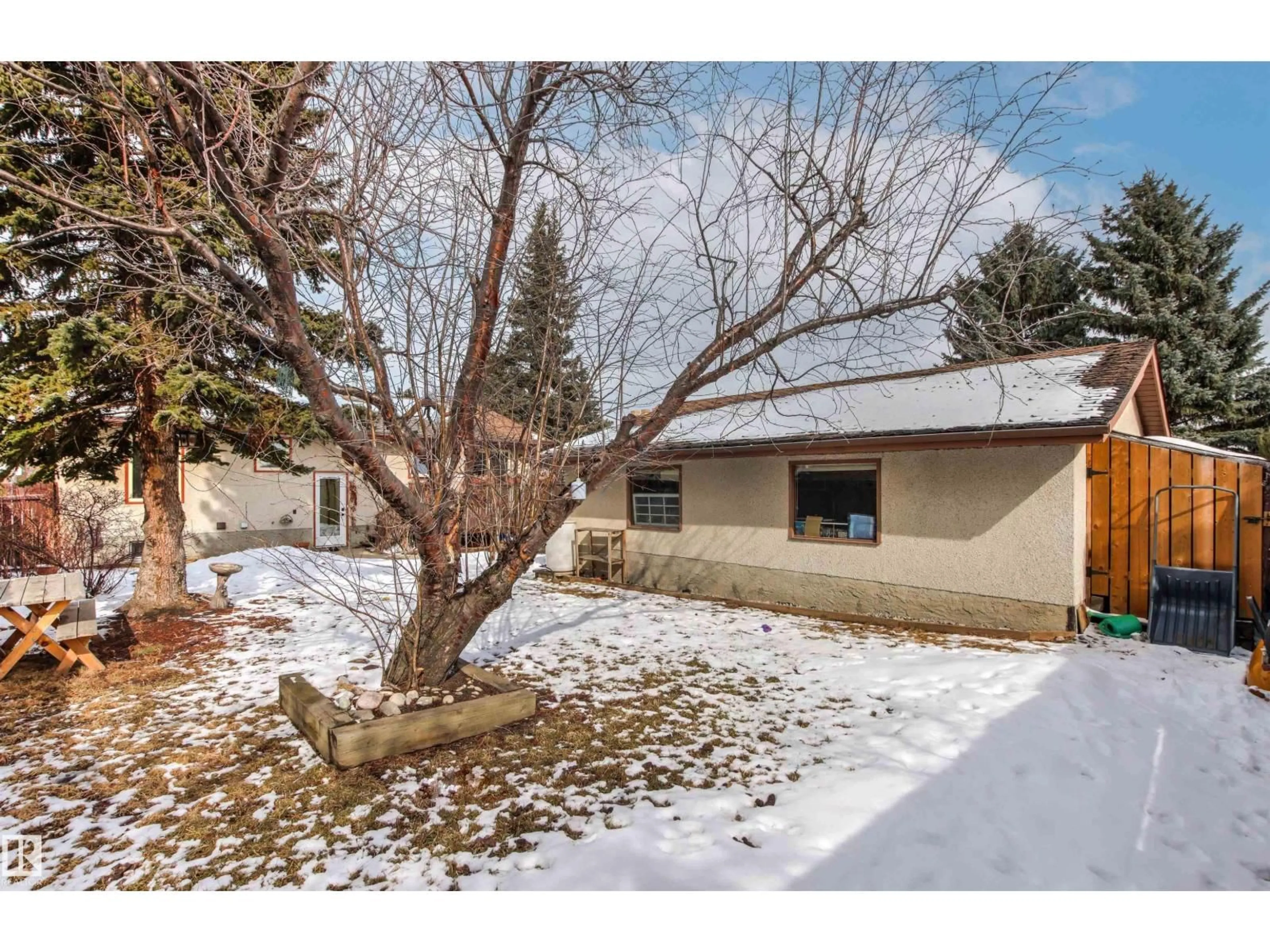 Unknown for 18315 68 AV, Edmonton Alberta T5T2H5