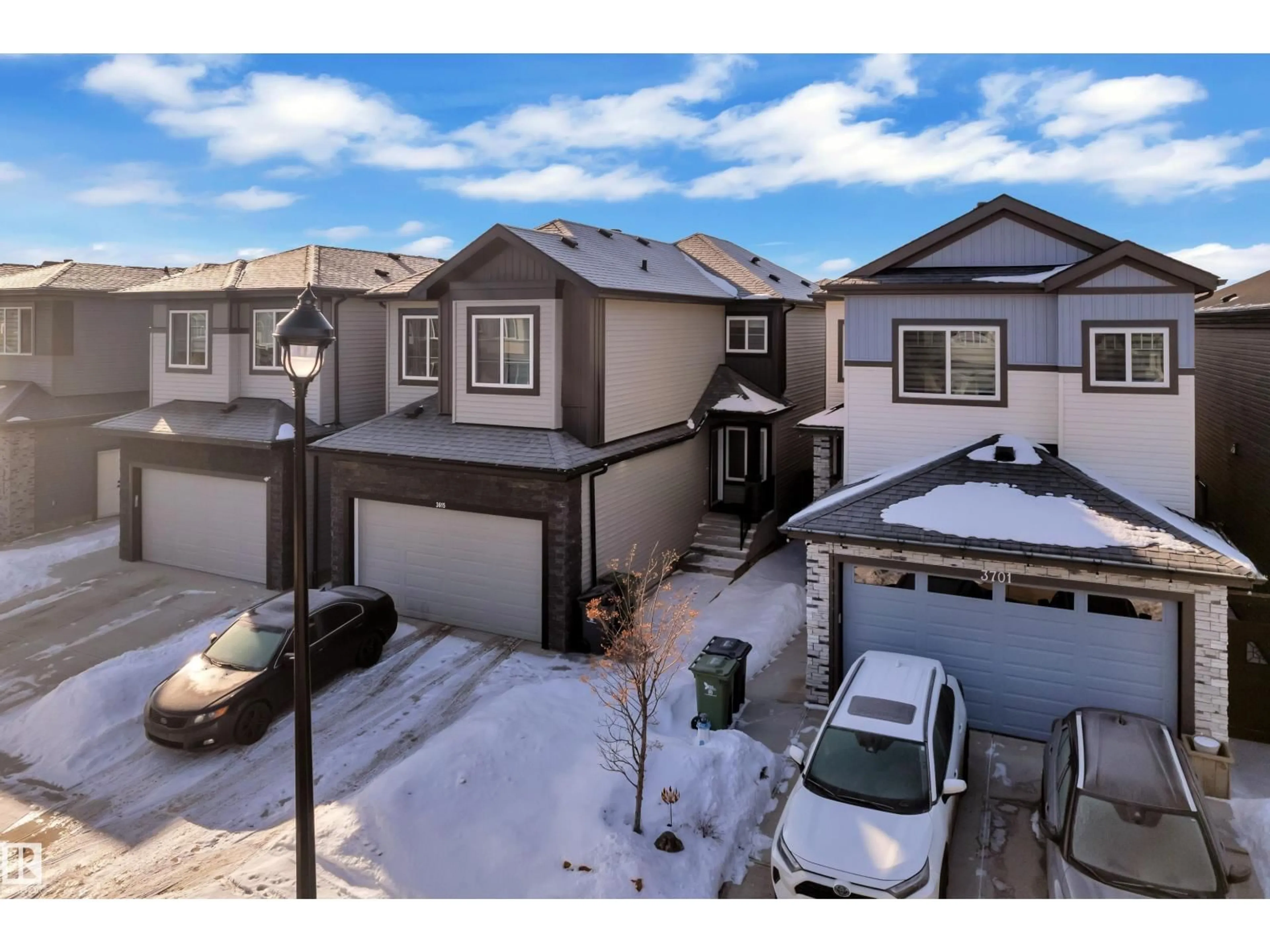 A pic from outside/outdoor area/front of a property/back of a property/a pic from drone, street for 3615 42 AV, Beaumont Alberta T4X3B3